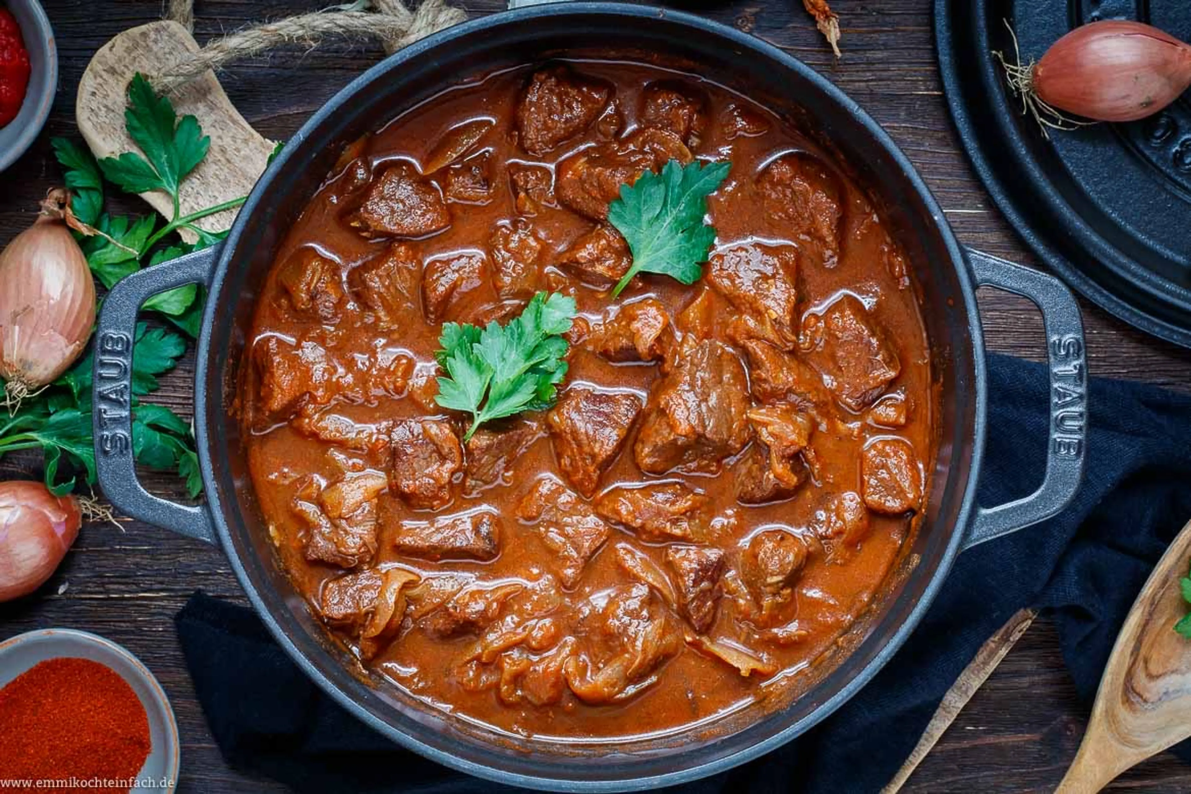 Klassisches Rindergulasch ganz einfach