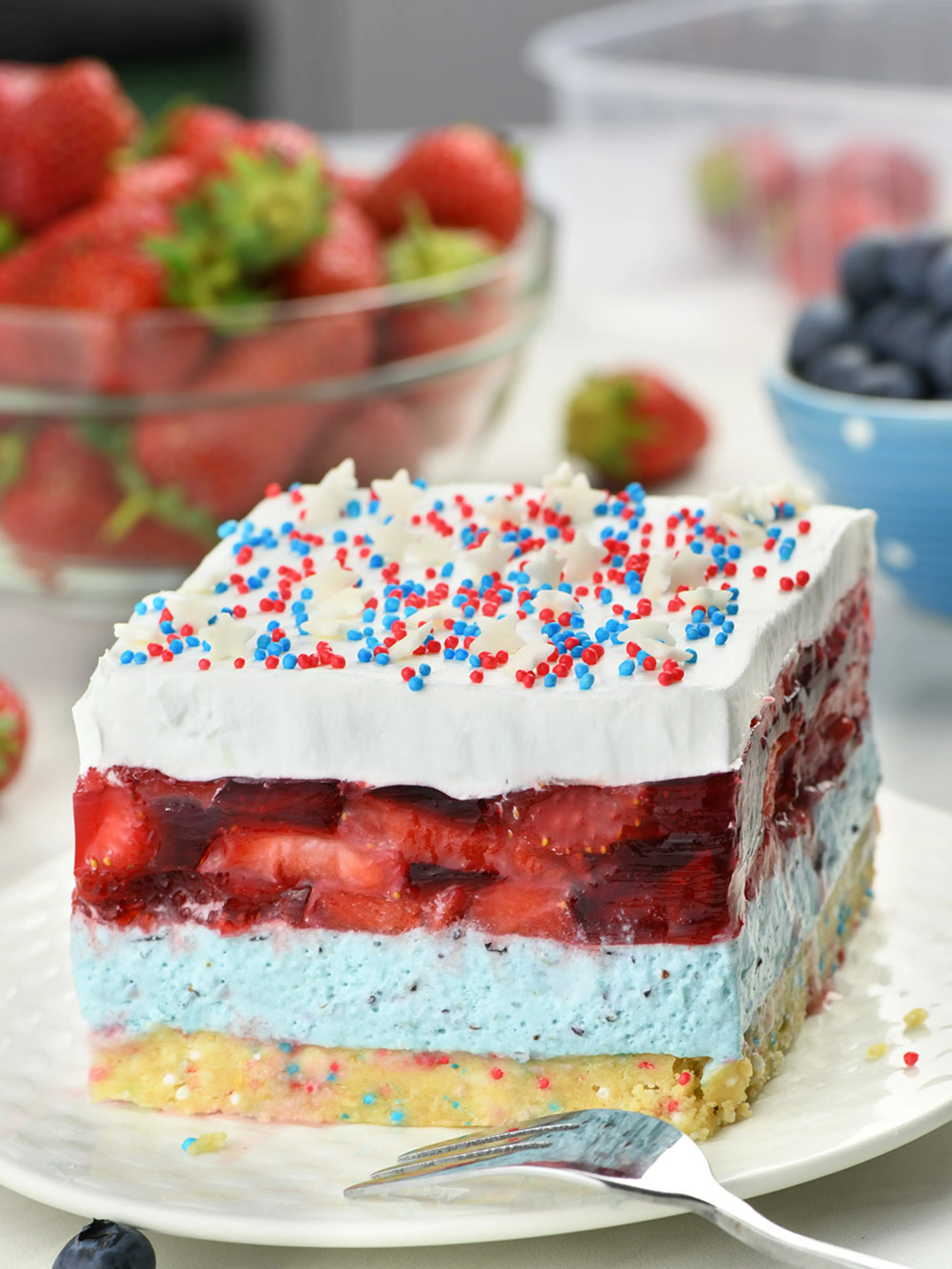 Summer Berry Jello Lasagna