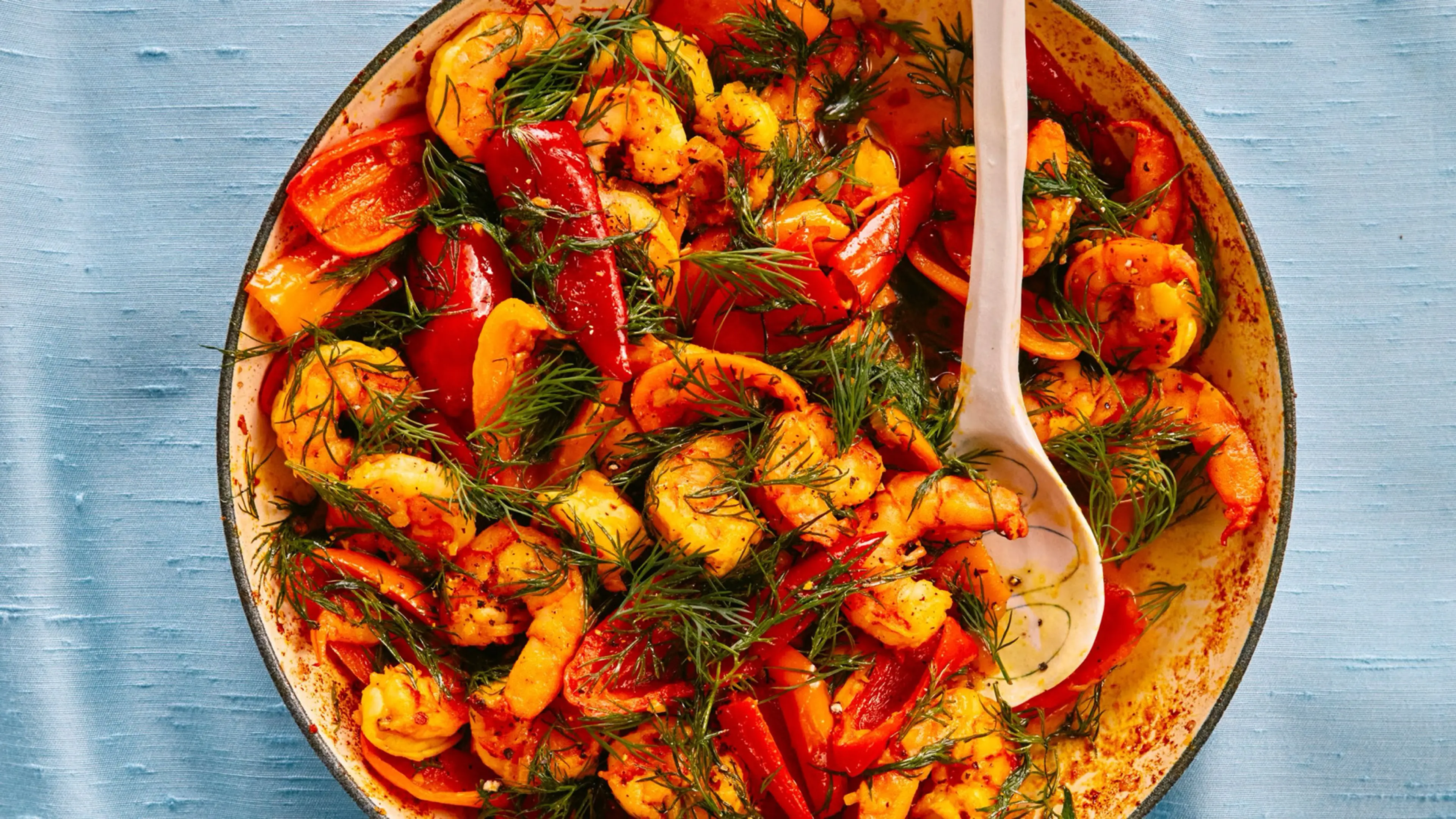 Turmeric-Dill Shrimp Stir Fry