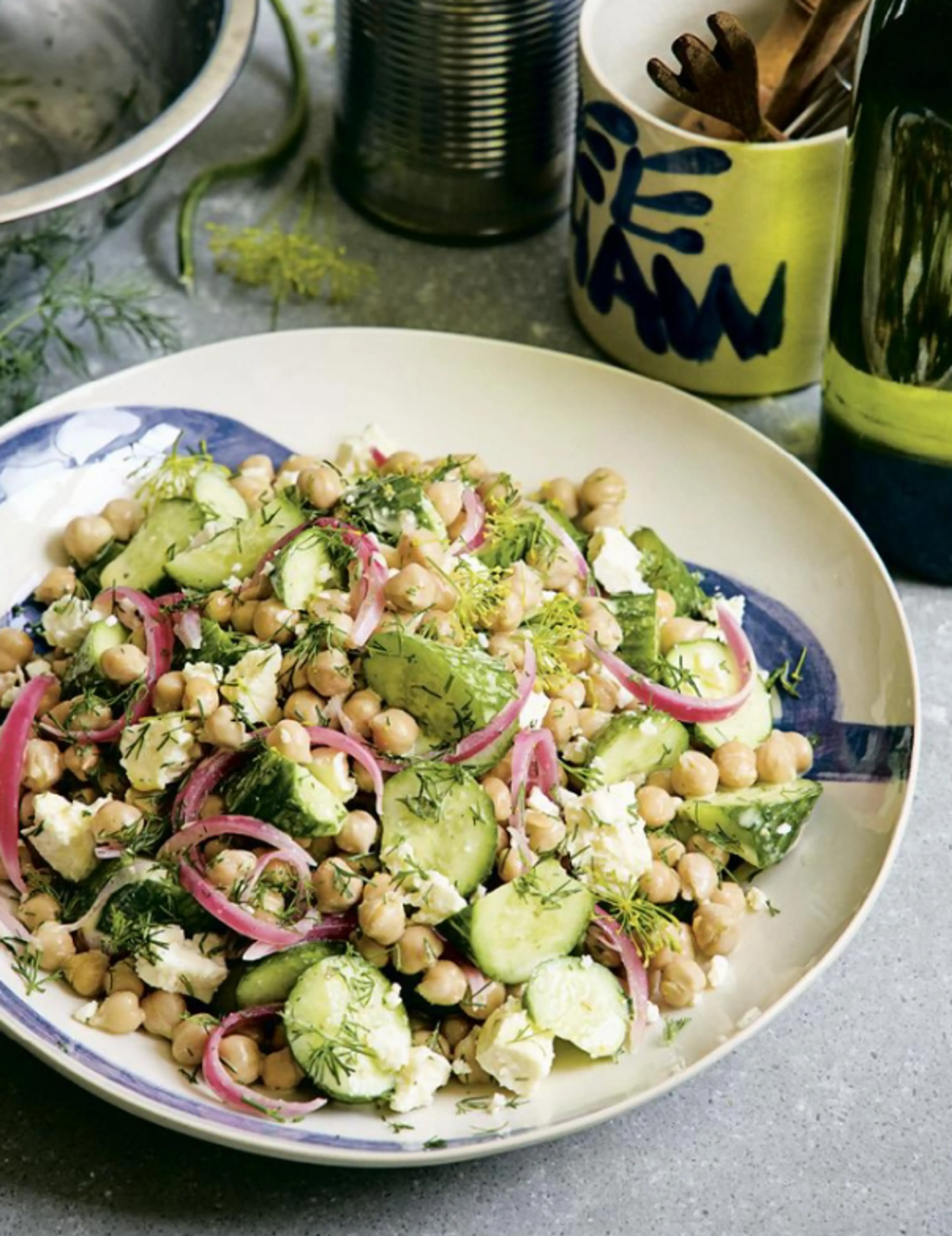 chickpea salad with cucumbers and diIl