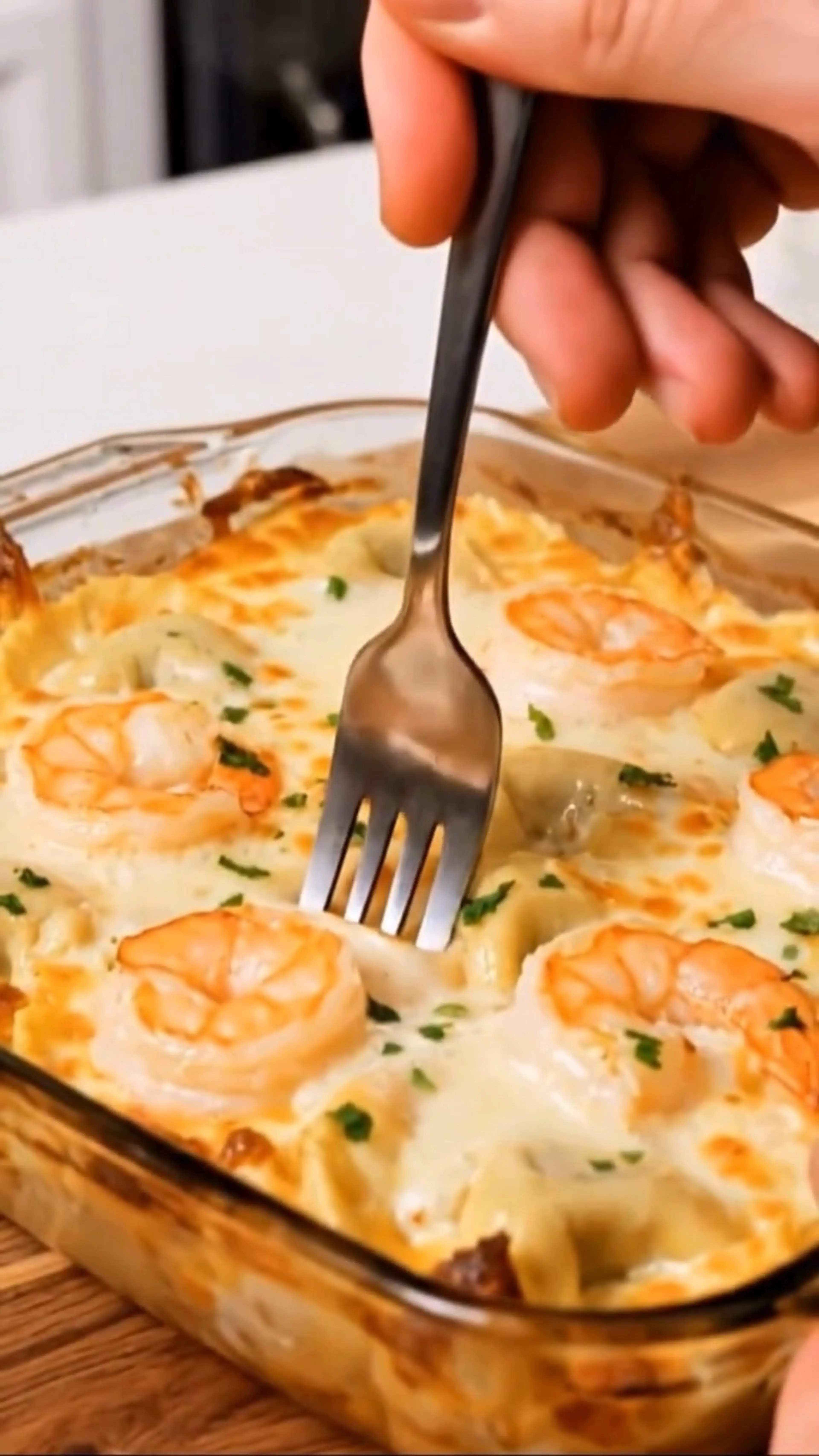 Cheesy Baked Shrimp Tortellini Alfredo