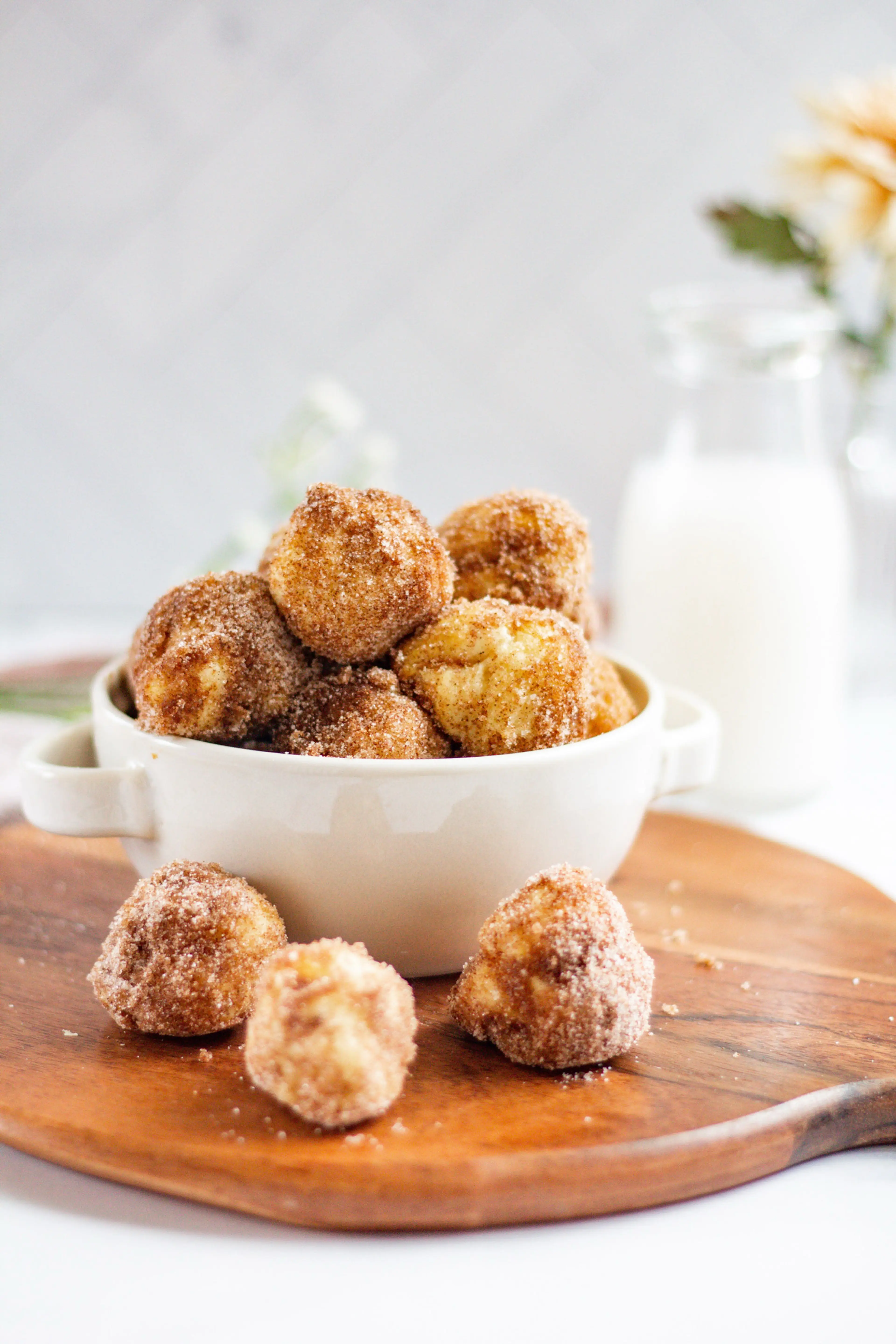 Easy Air Fryer Donut Holes