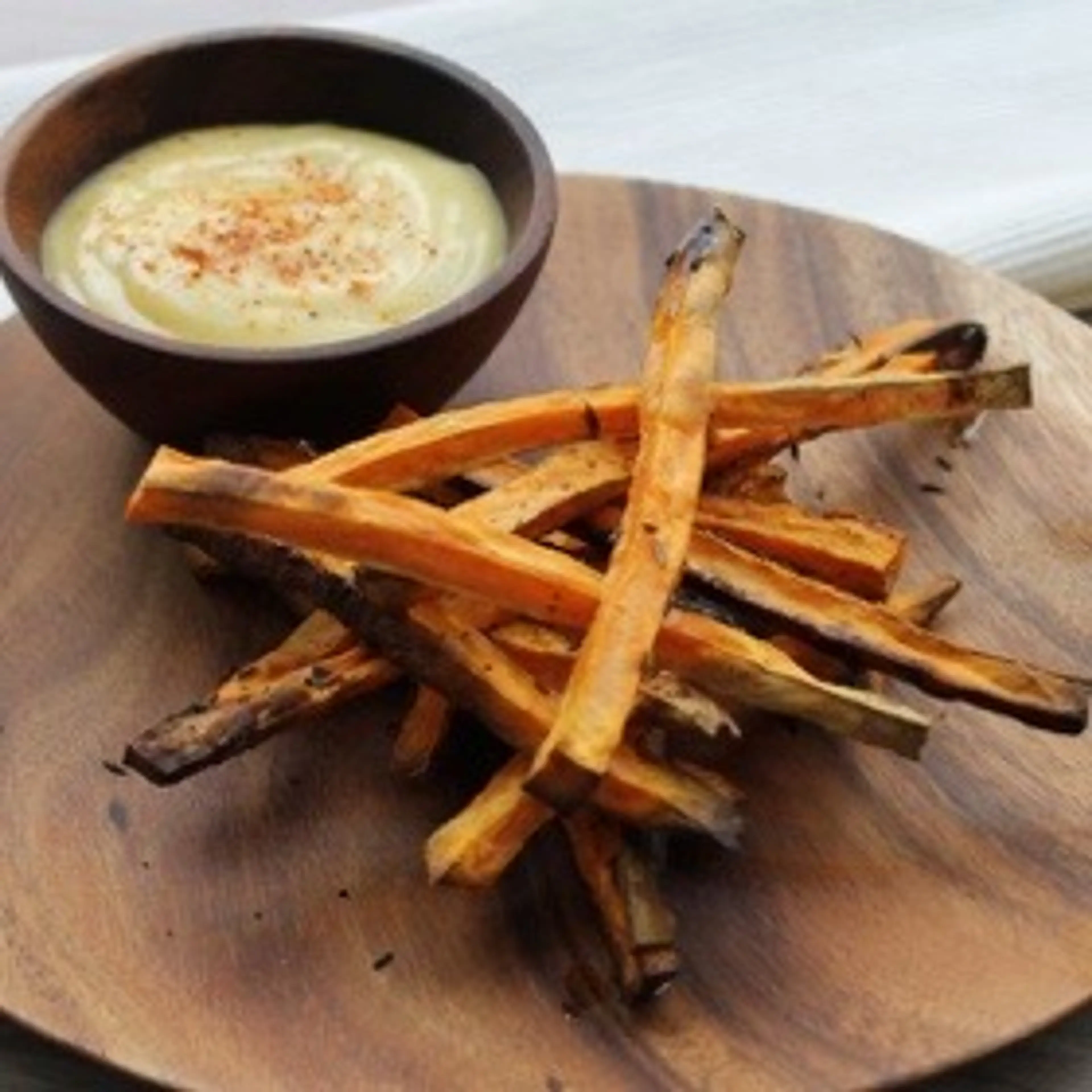 FRITES DE PATATE DOUCE AUX ÉPICES