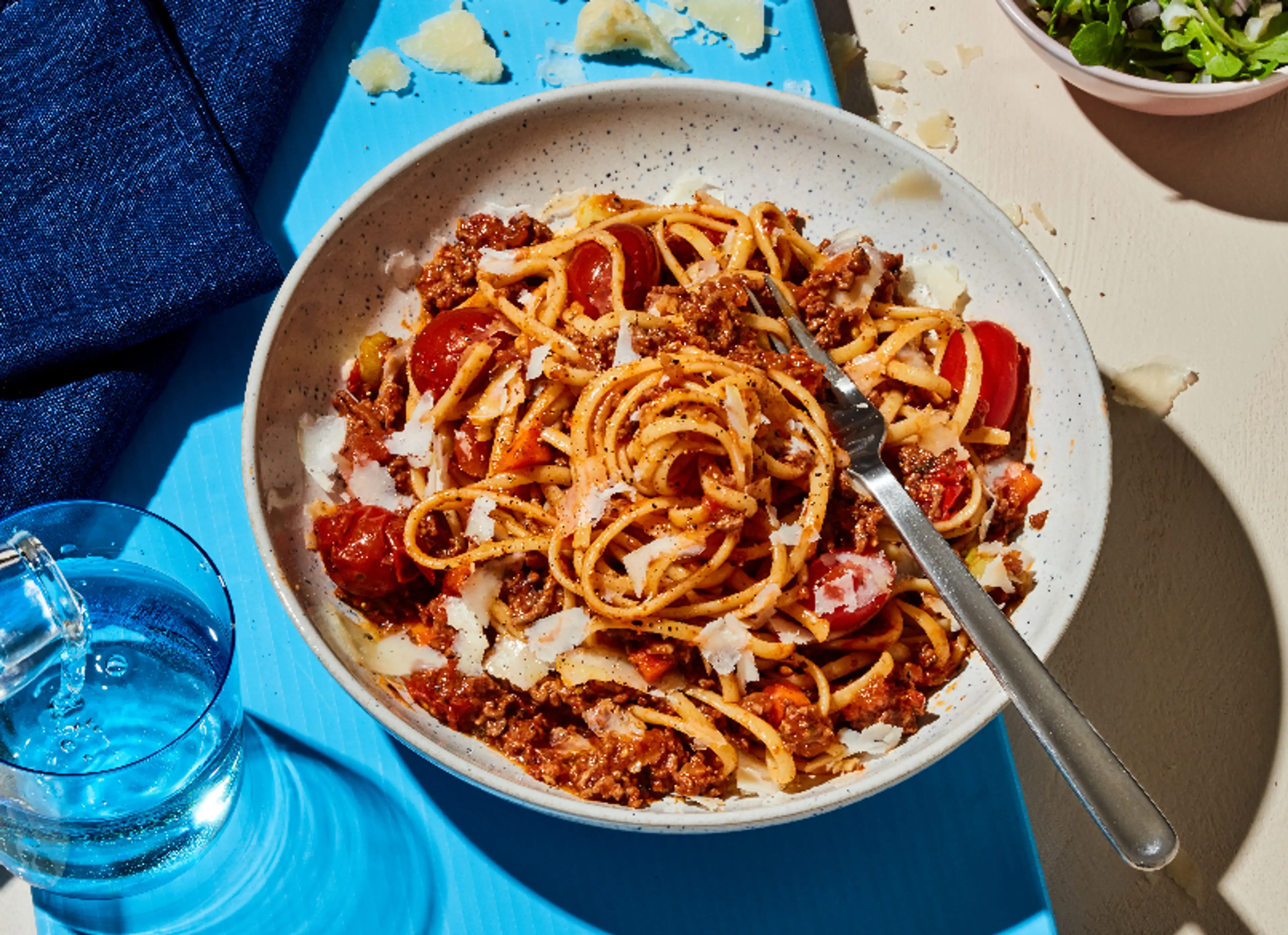 Täyteläinen Pasta Bolognese