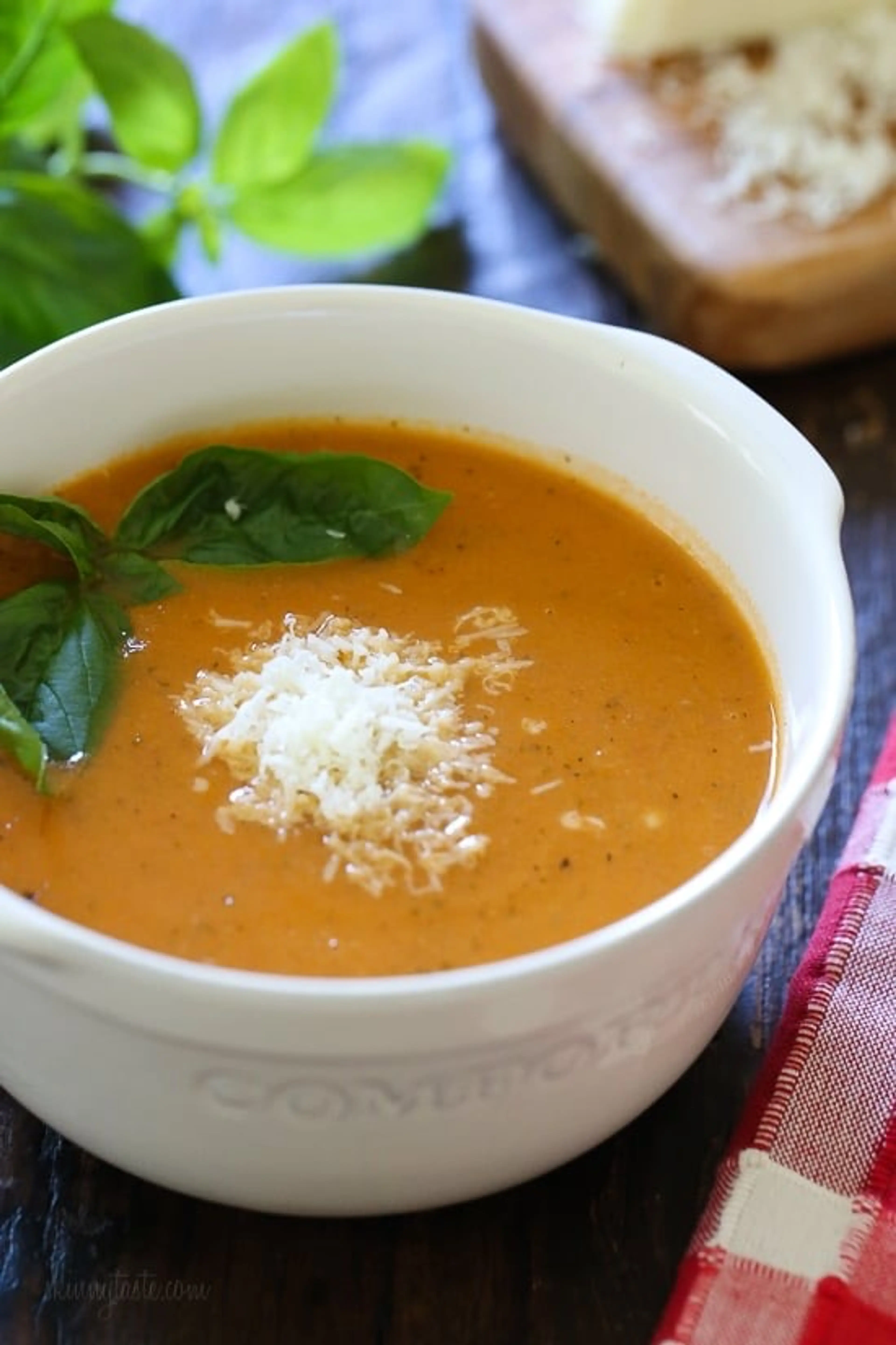 Instant Pot Tomato Soup