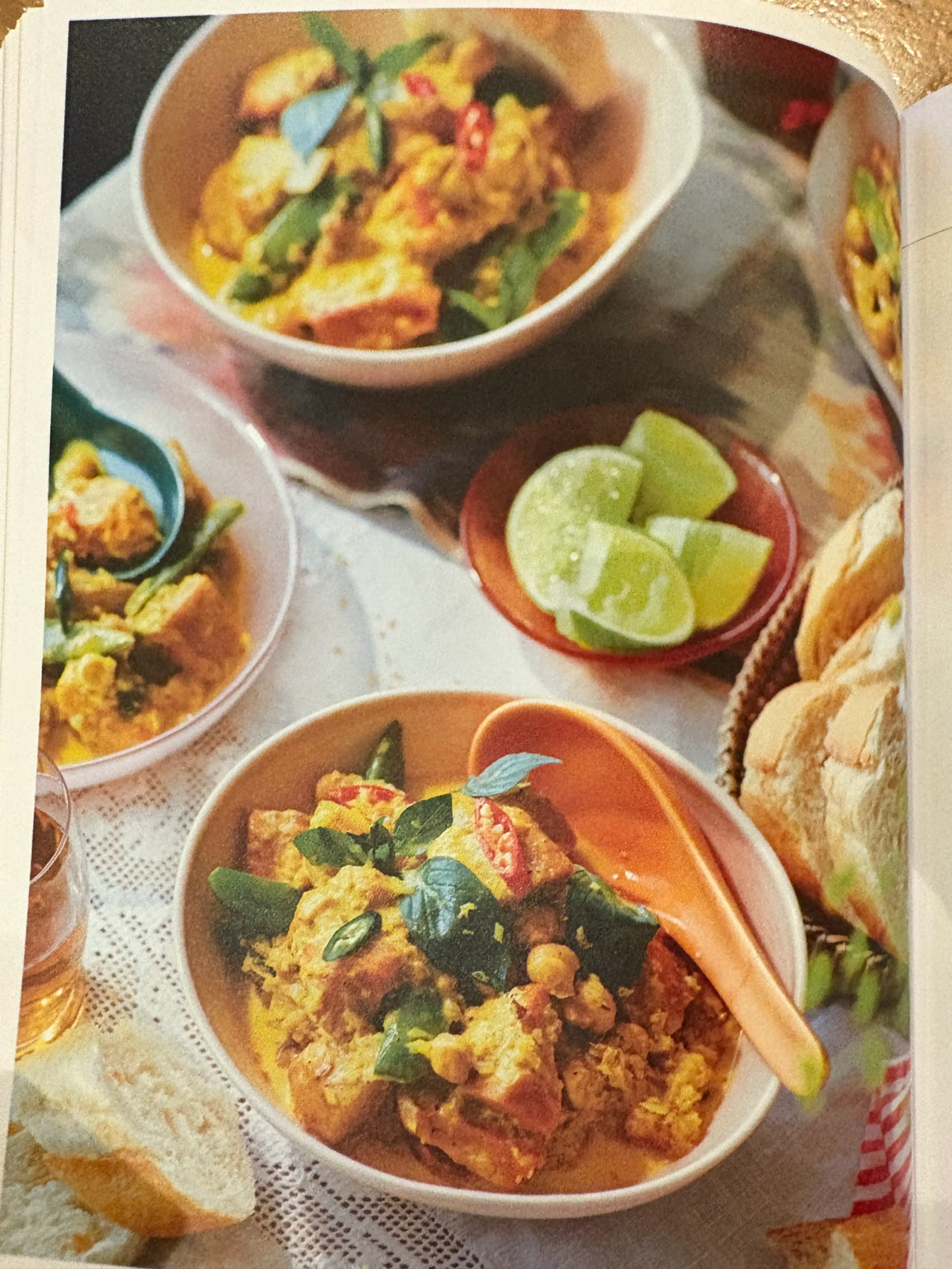 PUMPKIN AND CHICKPEA CURRY BÍ NẤU CÀ RI