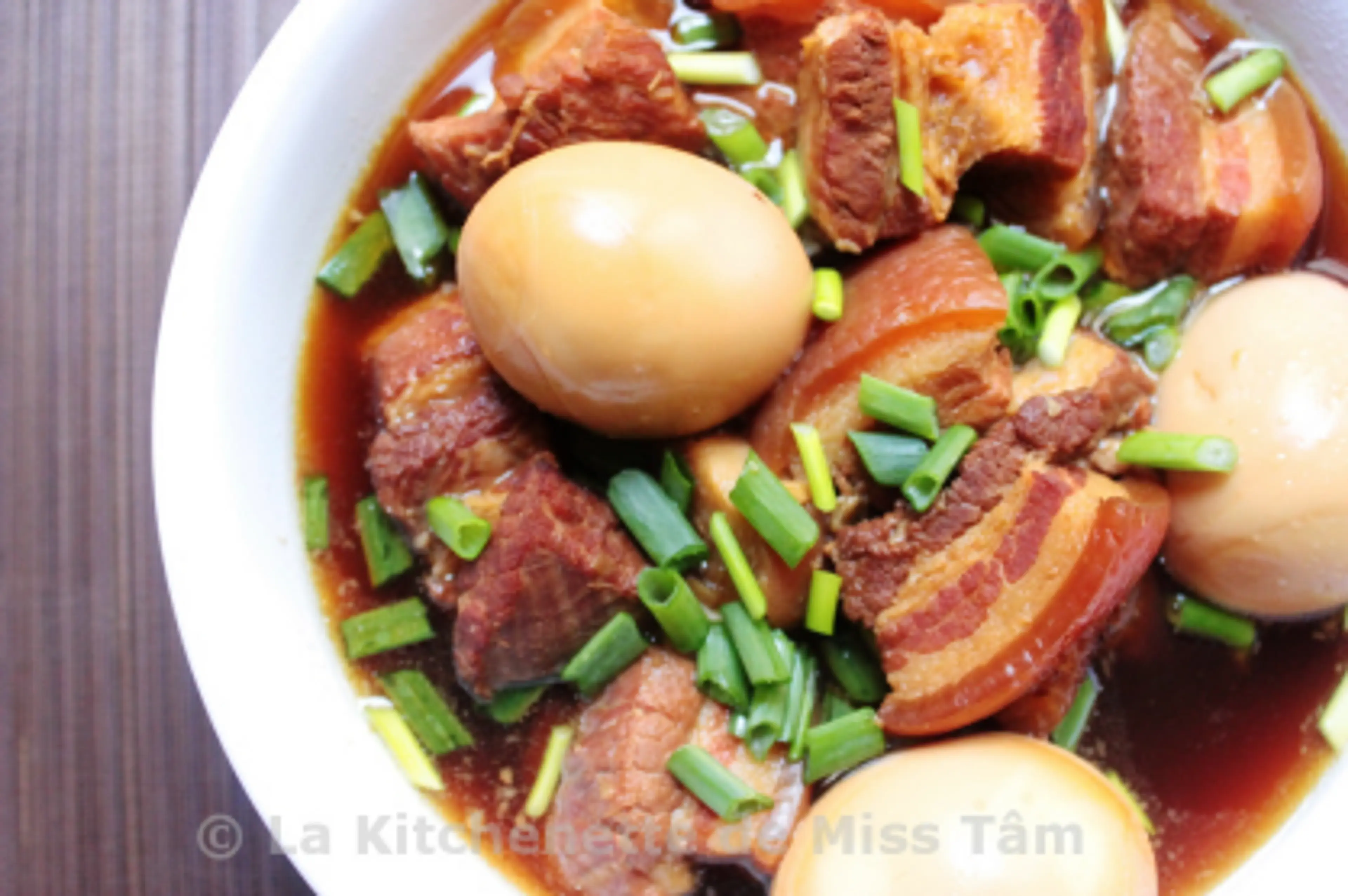 Porc au caramel vietnamien (thịt kho trứng) - Misstam