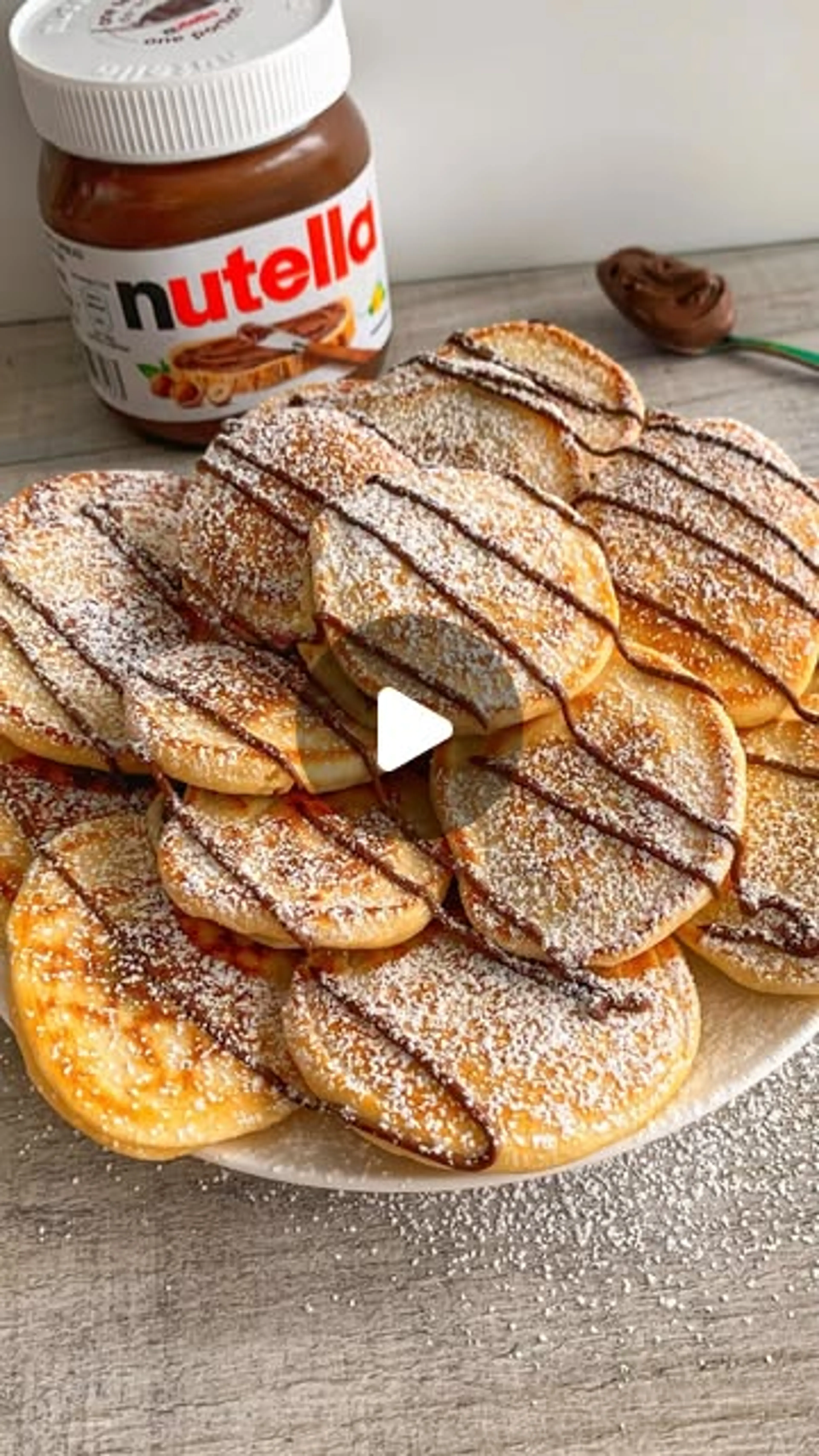 Nutella Stuffed Mini Pancakes