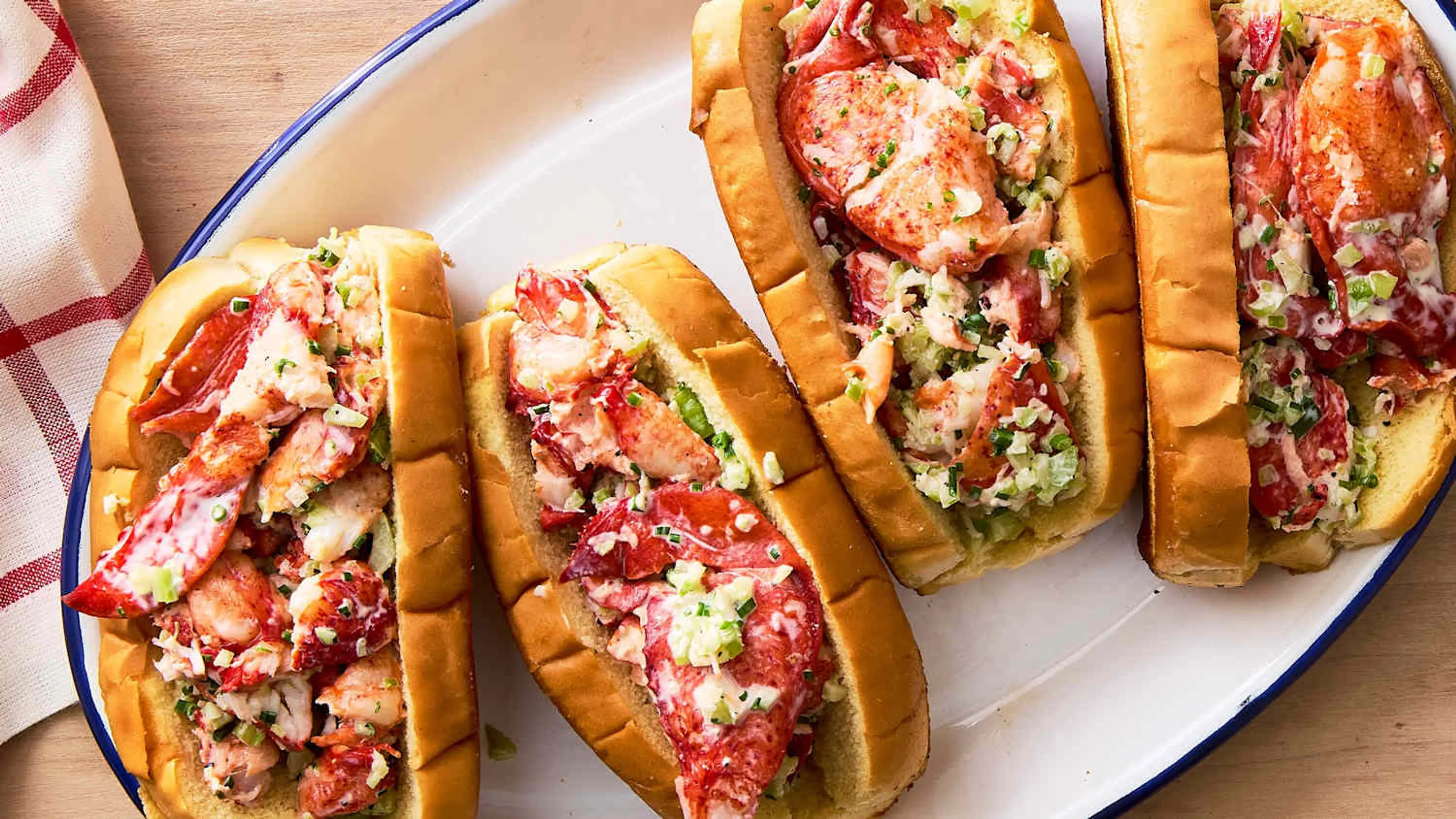 Maine Style Lobster Roll