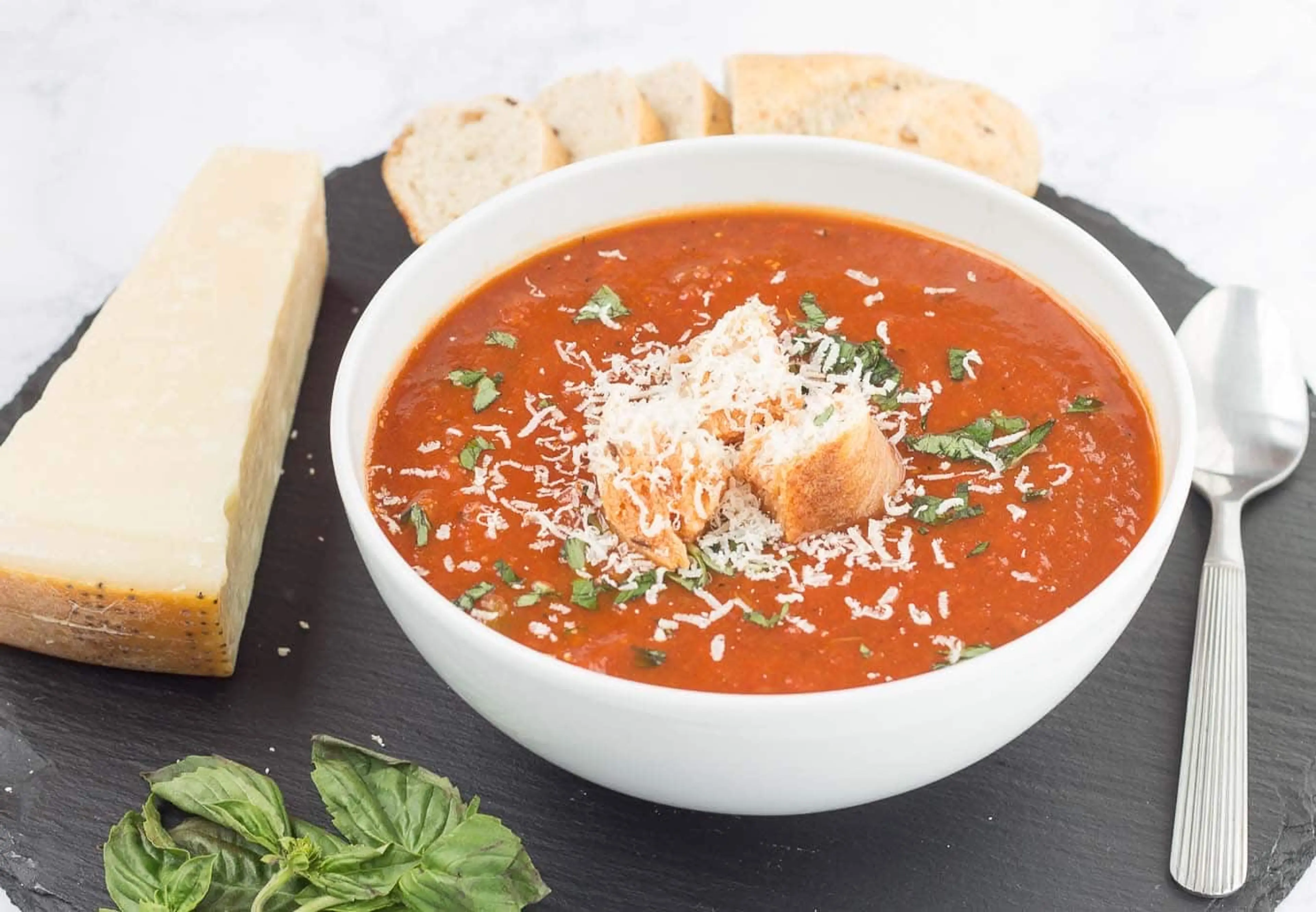 Slow Cooker Roasted Red Pepper and Tomato Soup
