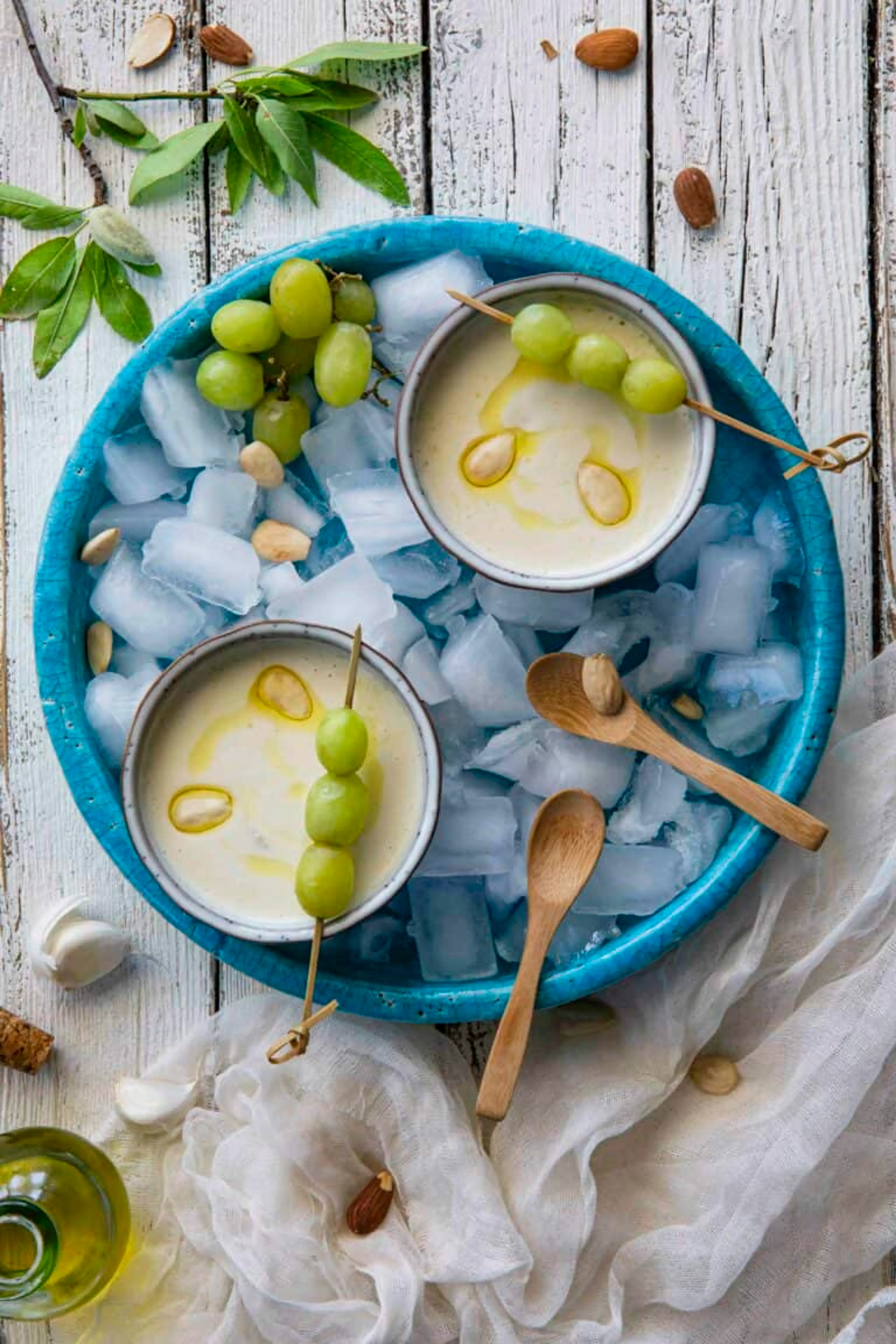 Ajo blanco (koude amandelsoep)