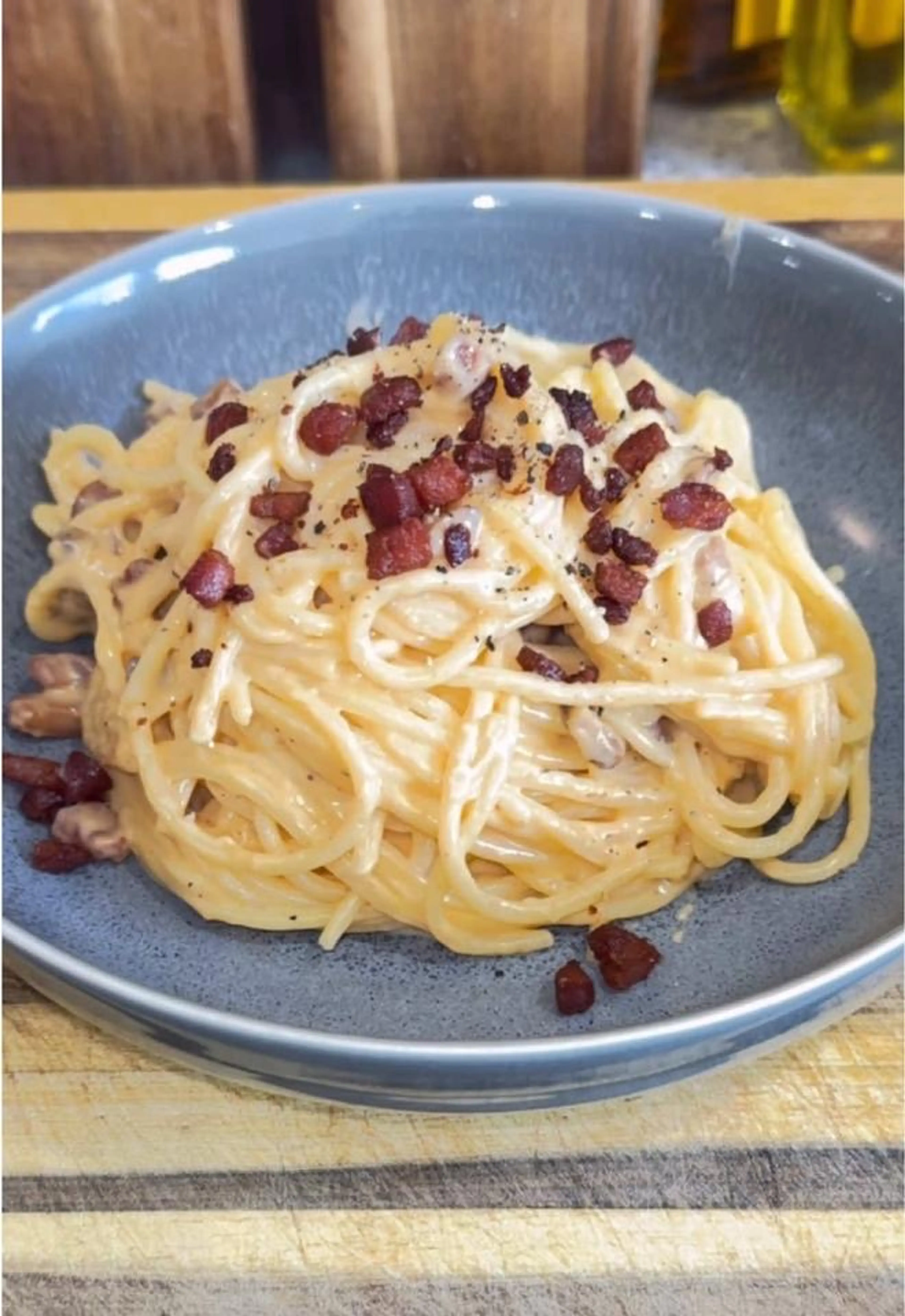 Easy Spaghetti Carbonara