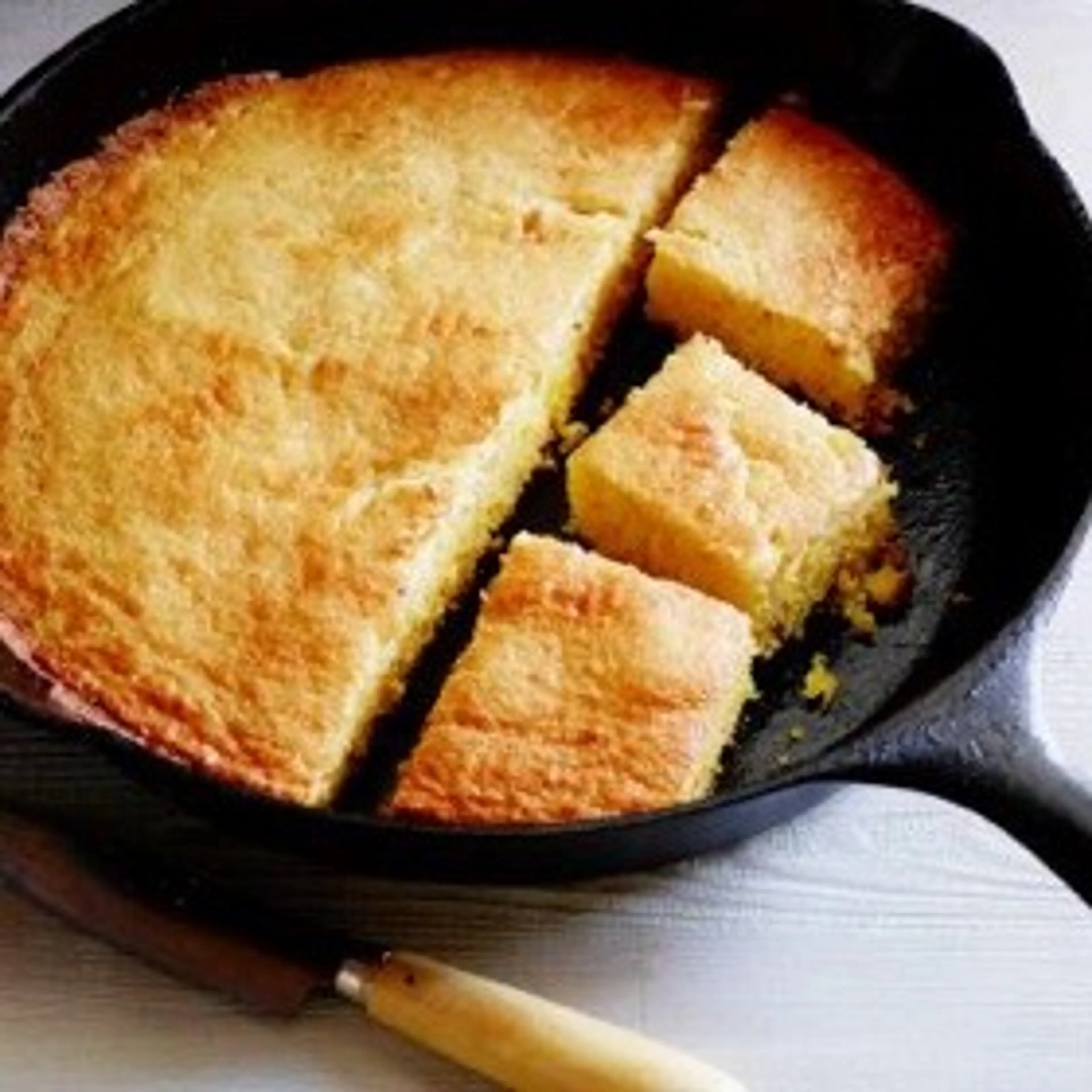Cast Iron Skillet Corn Bread