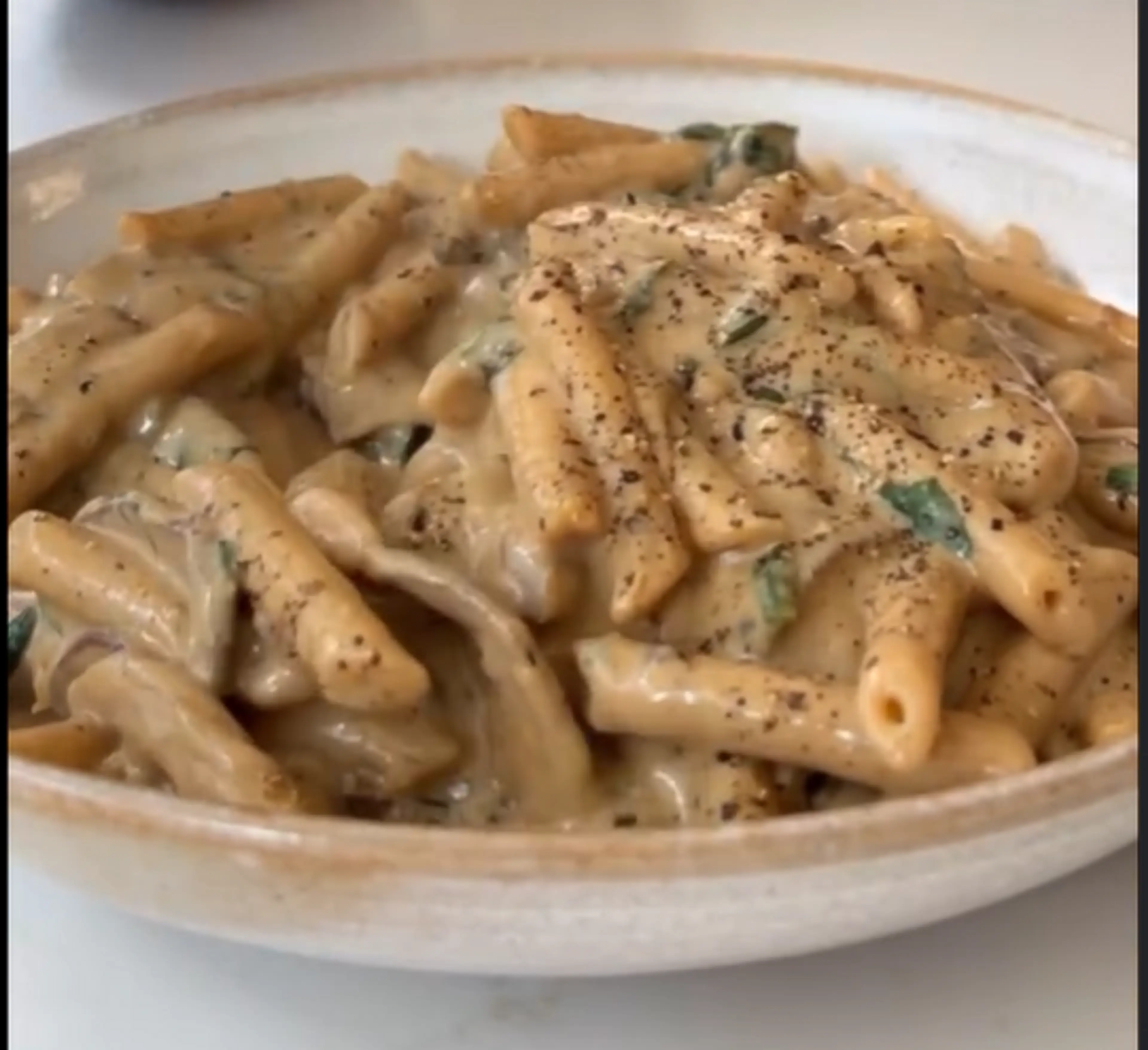 Creamy Mushroom & Miso Pasta - deliciouslyella on insta
