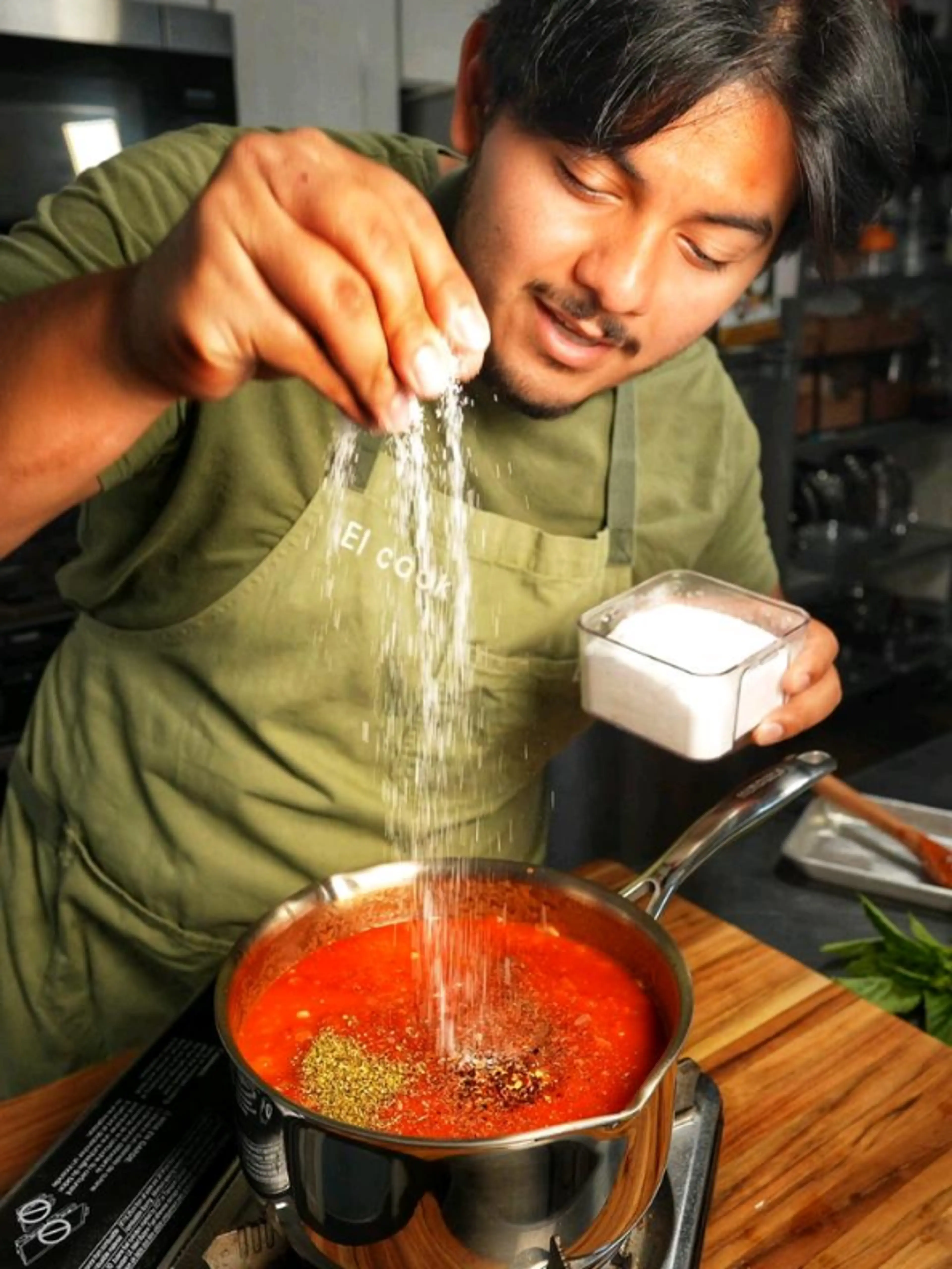 Marinara Sauce as Good as the Restaurant! Made Using Simple