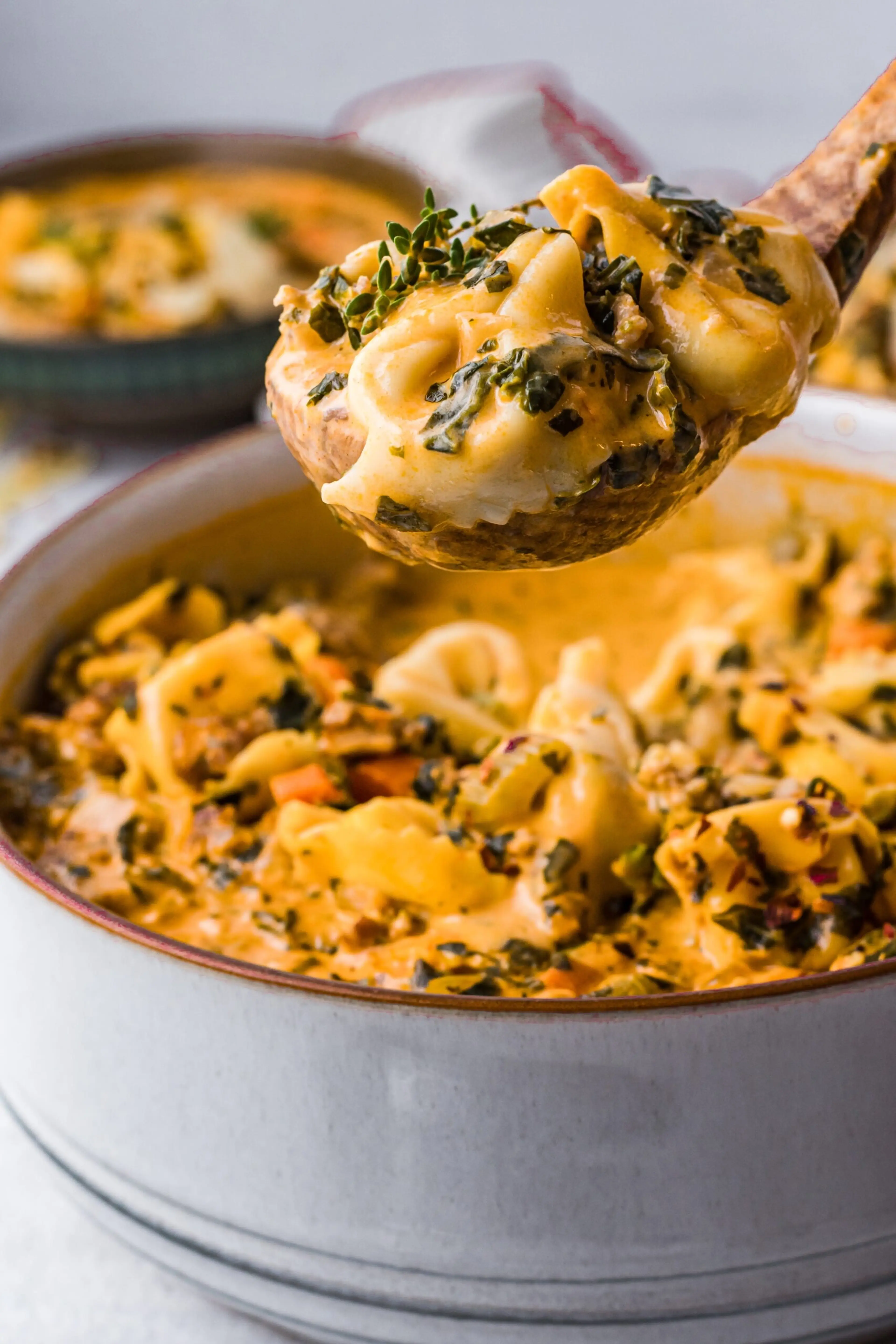 Slow Cooker Creamy Tortellini Soup