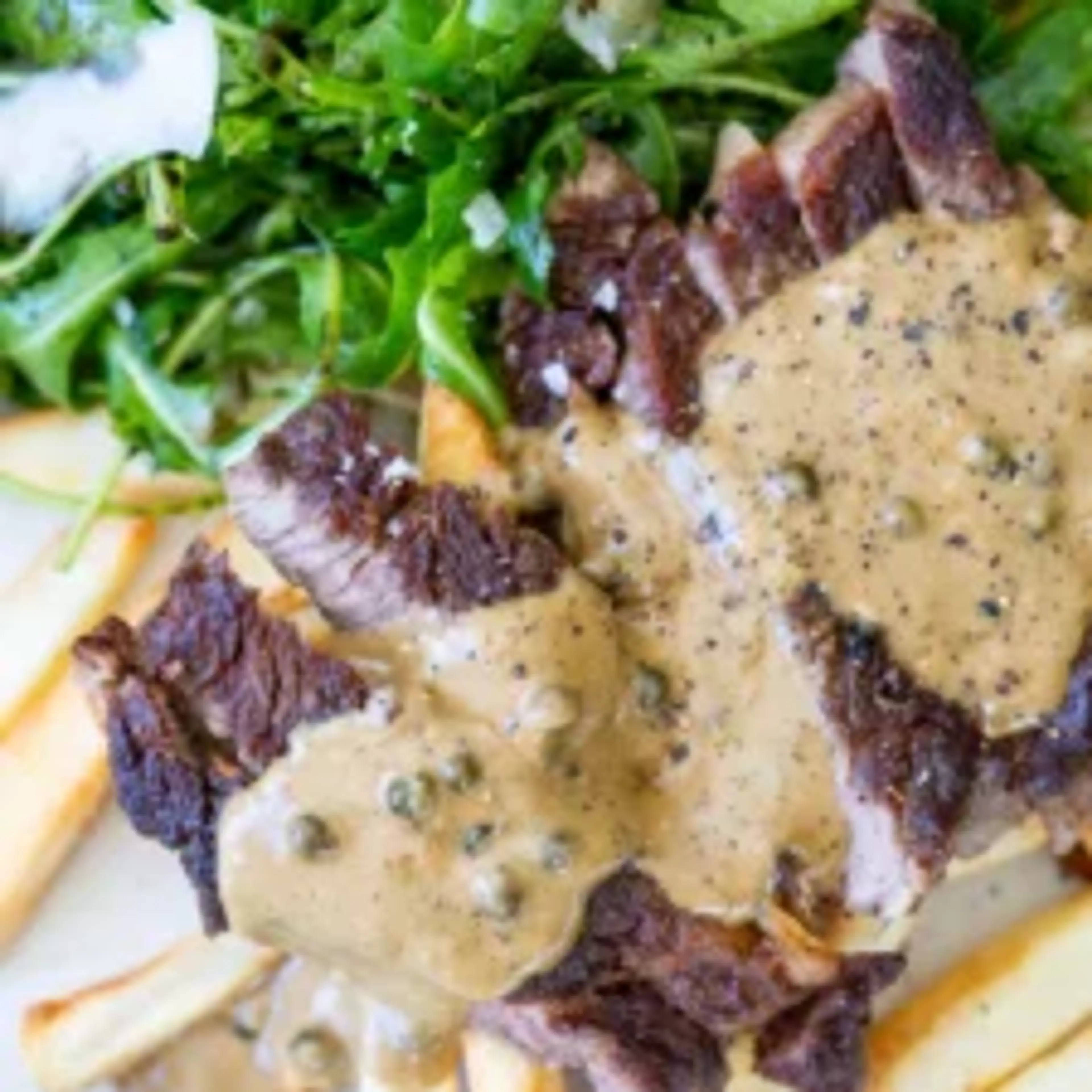 Perfect Steak with Peppercorn Sauce