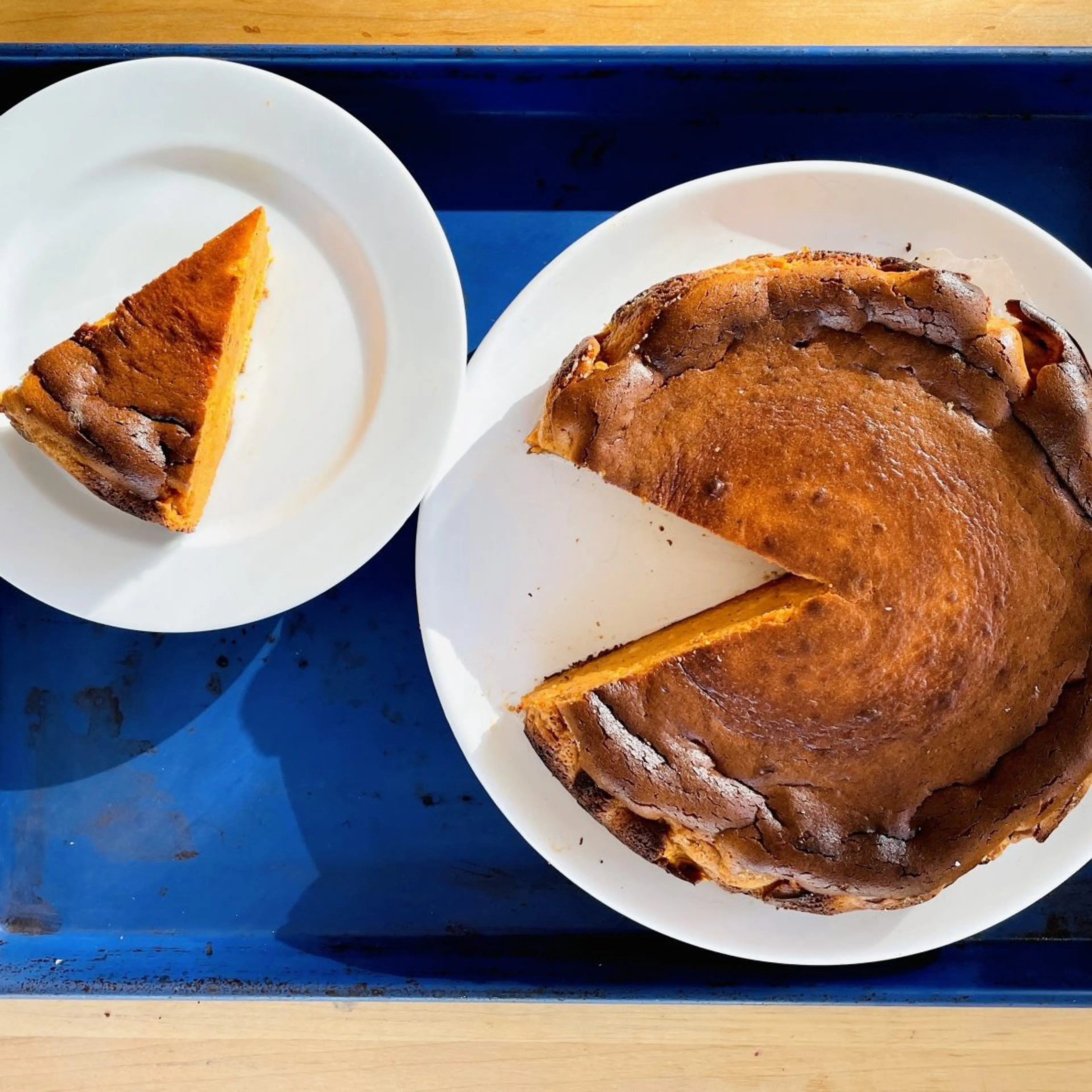 Burnt (Thai) Tea Cheesecake