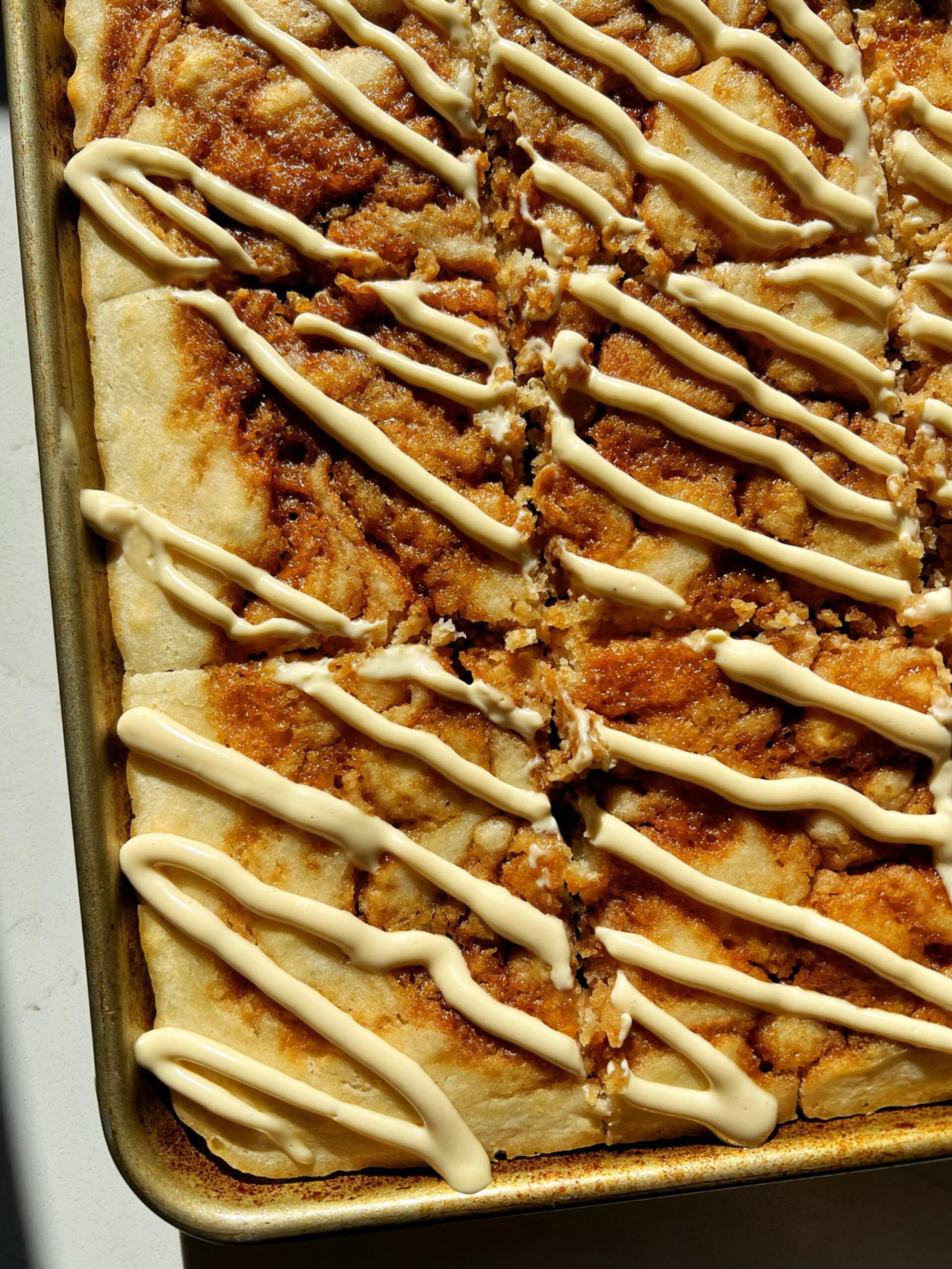 Cinnamon Roll Sheet Pan Pancakes