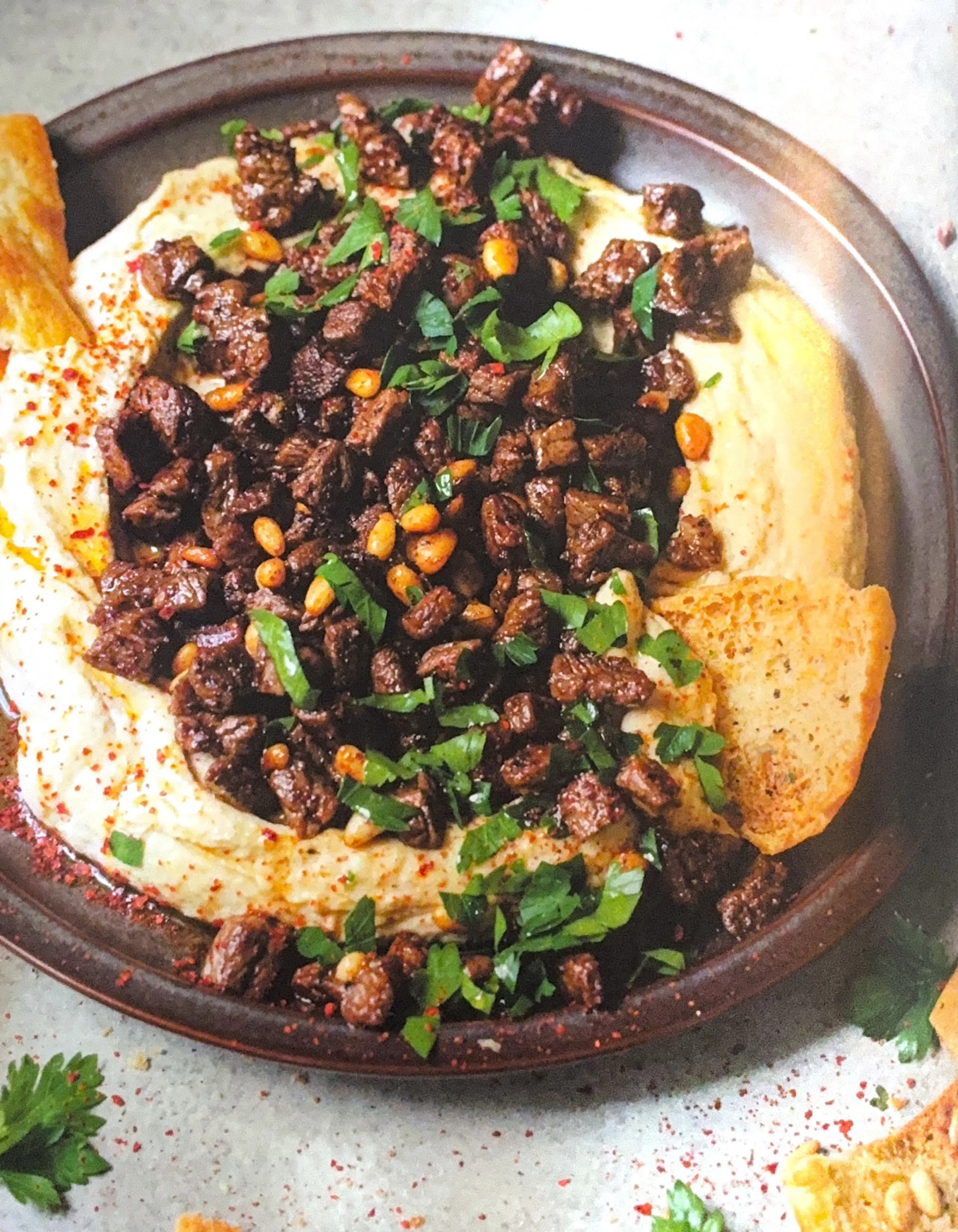 Hummus with Caramelized Beef and Pita Chips