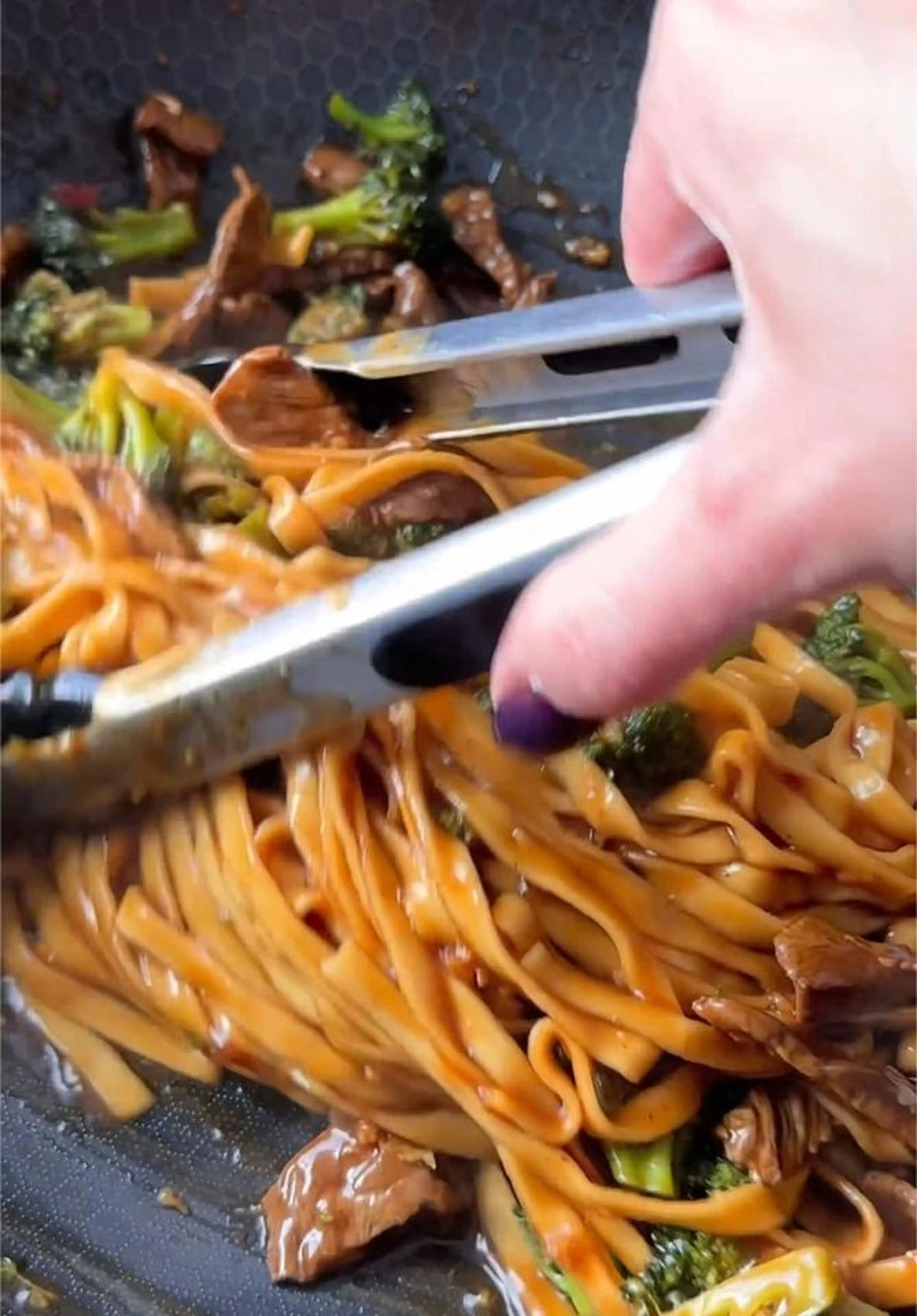 Saucy Beef & Broccoli Ramen