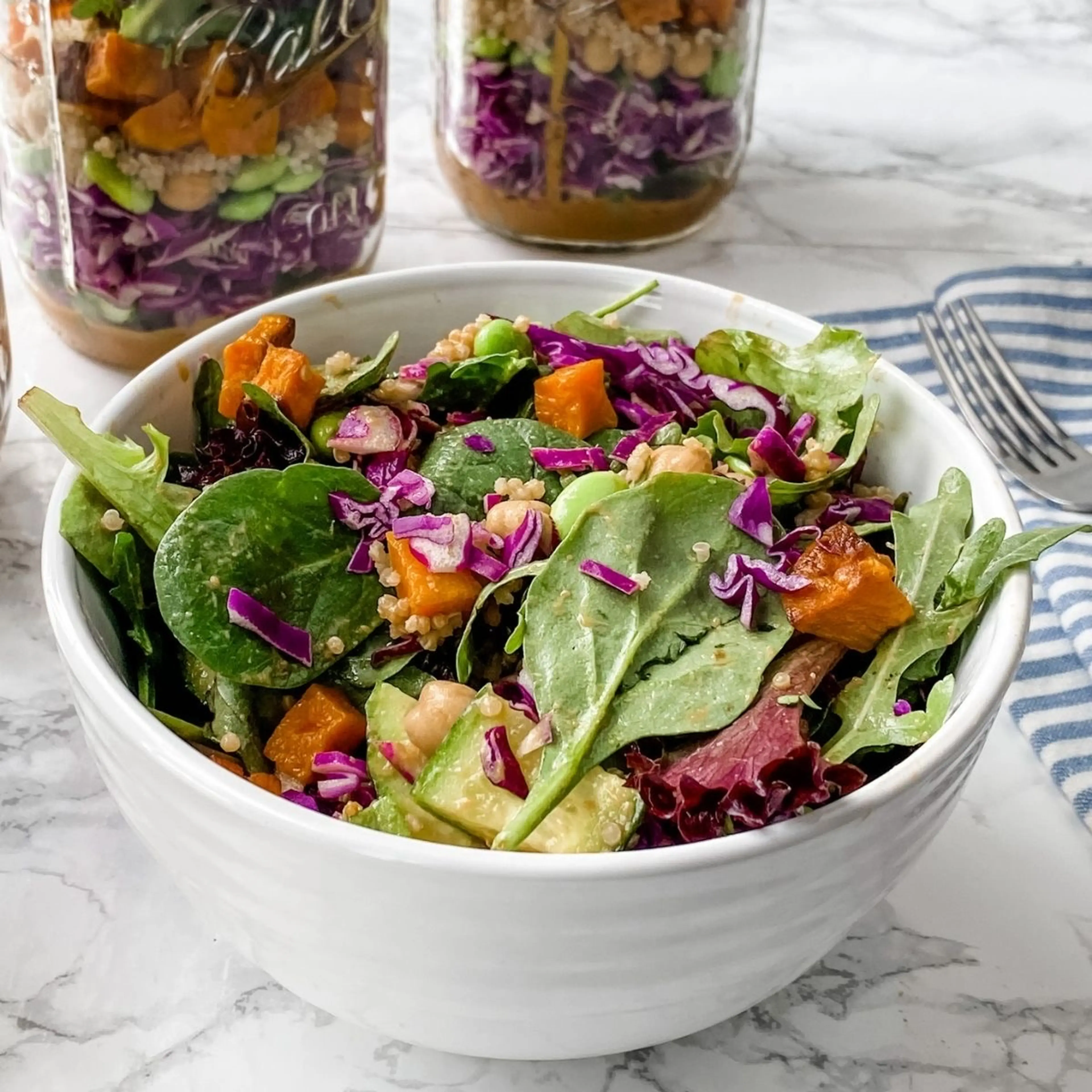 Spicy Thai Salad in a Jar