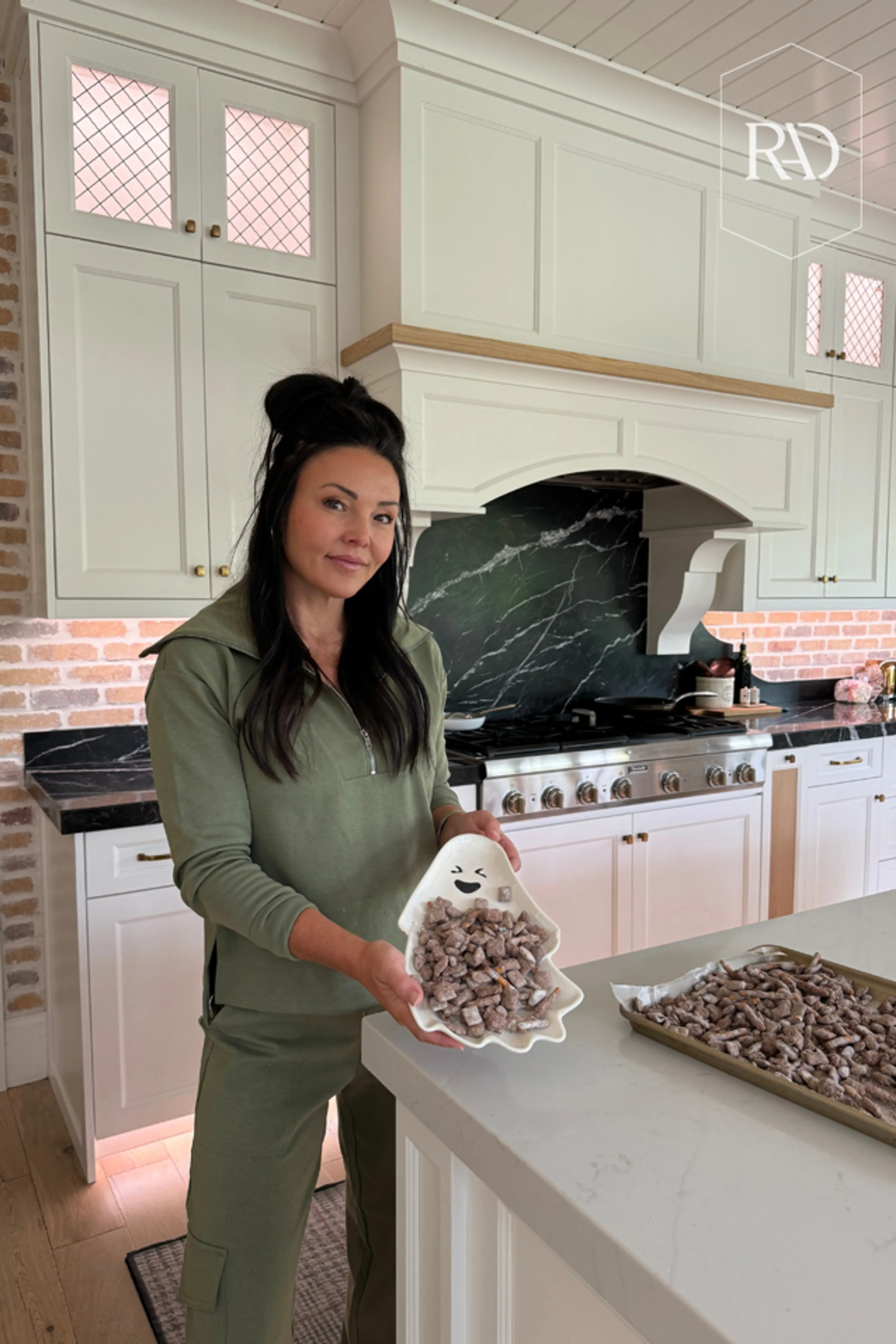 How to Make Gluten-Free Puppy Chow