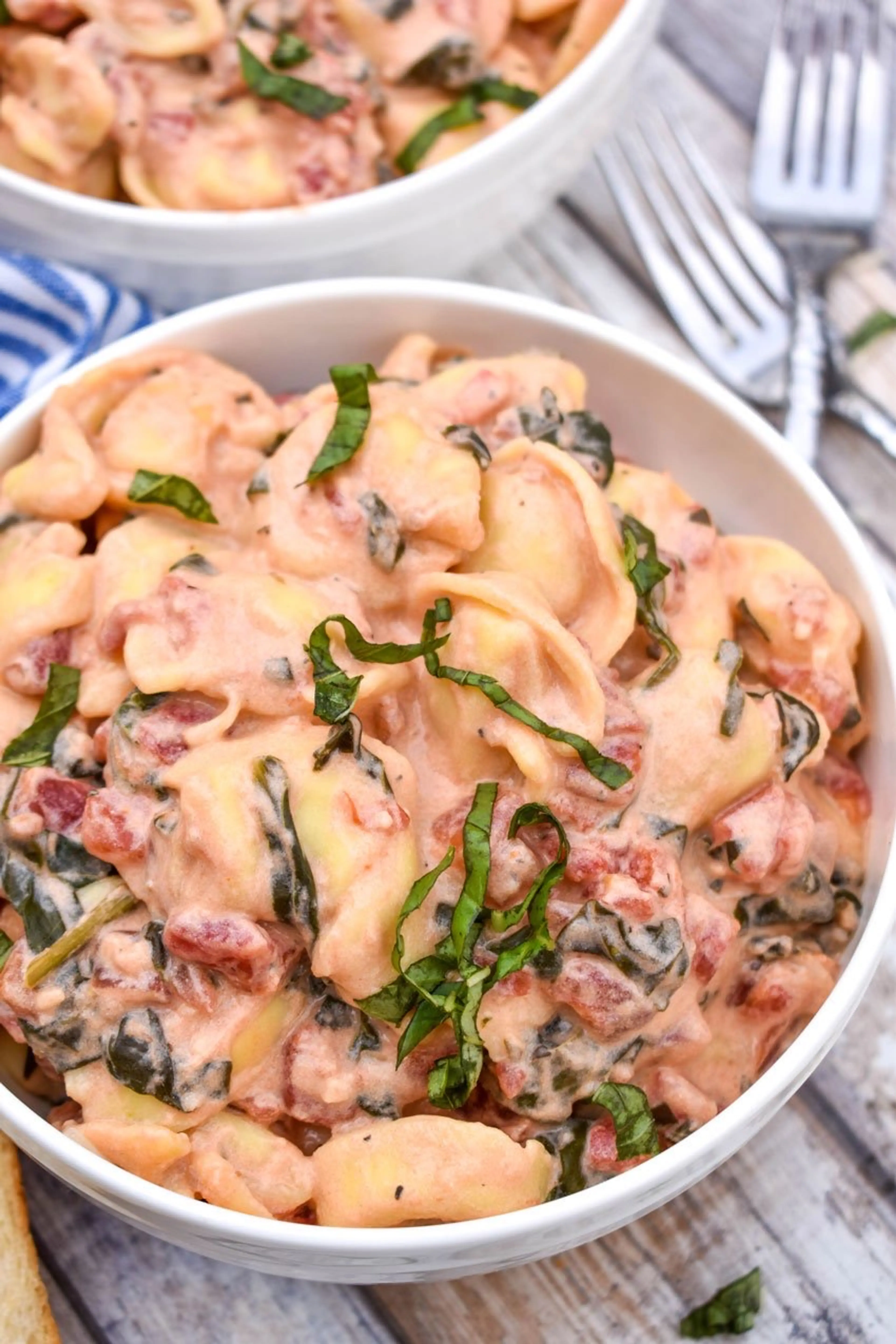 Creamy Tortellini with Spinach & Tomatoes