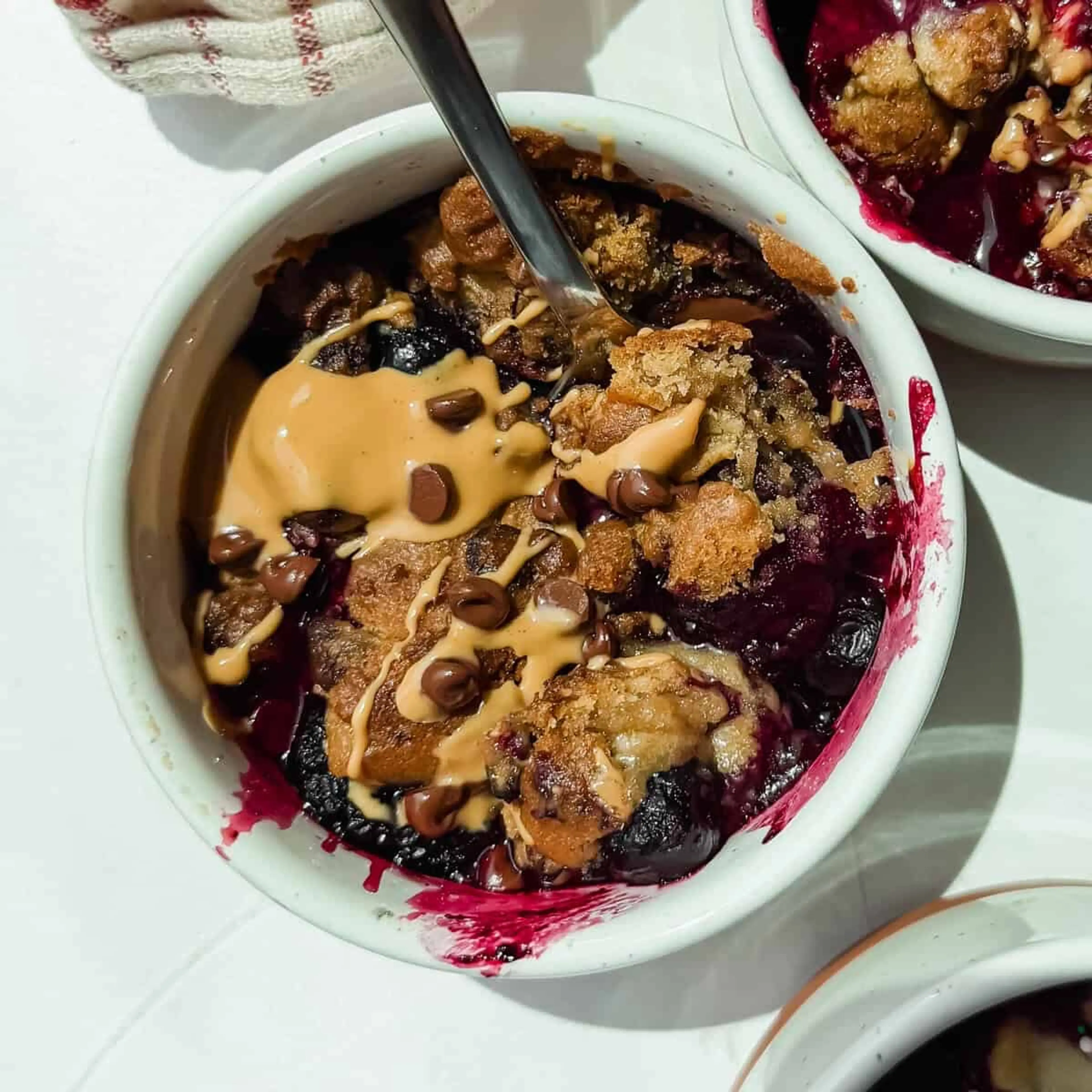Air Fryer Berry Cobbler