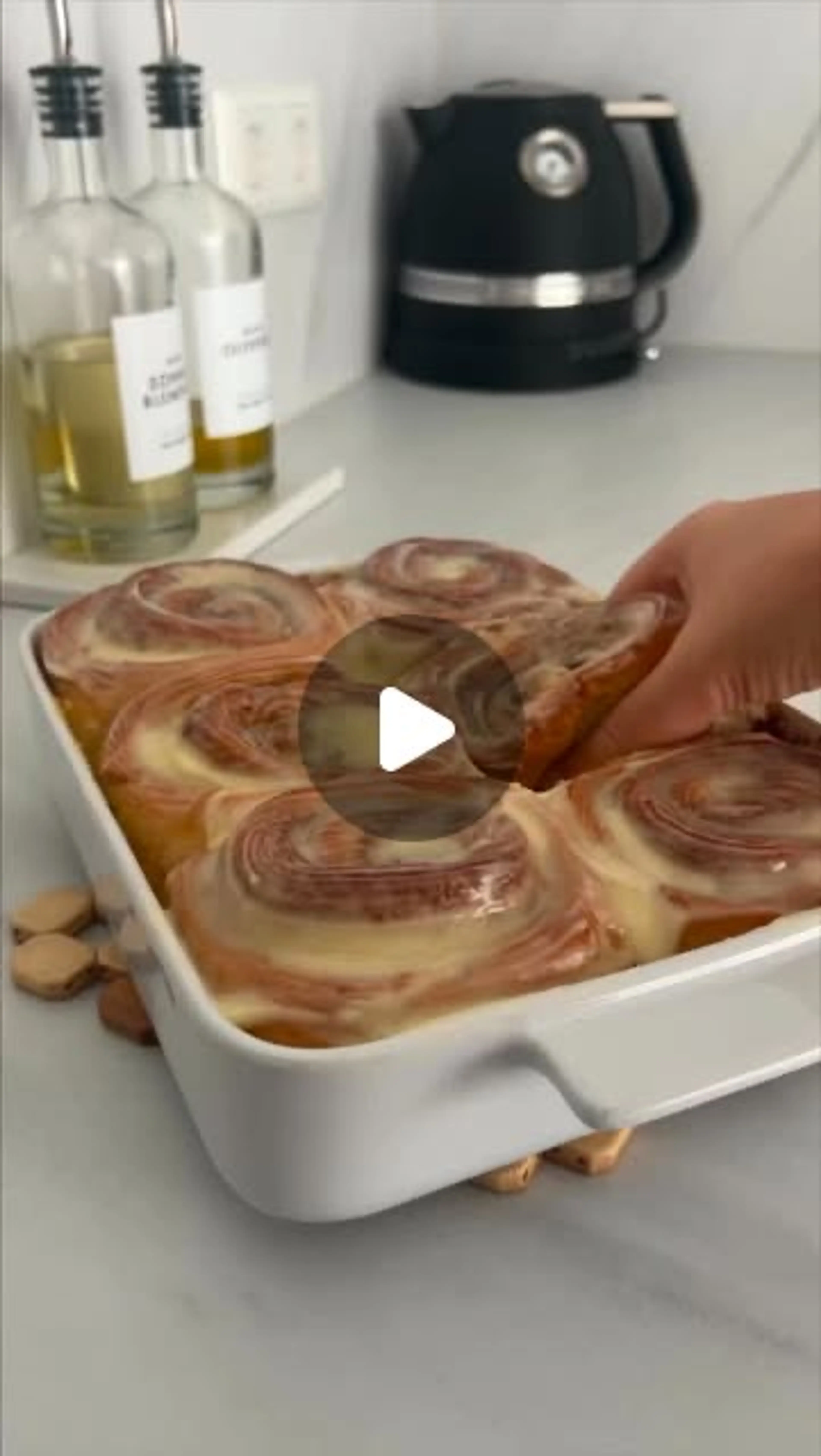 The Best Cinnamon Rolls in the World