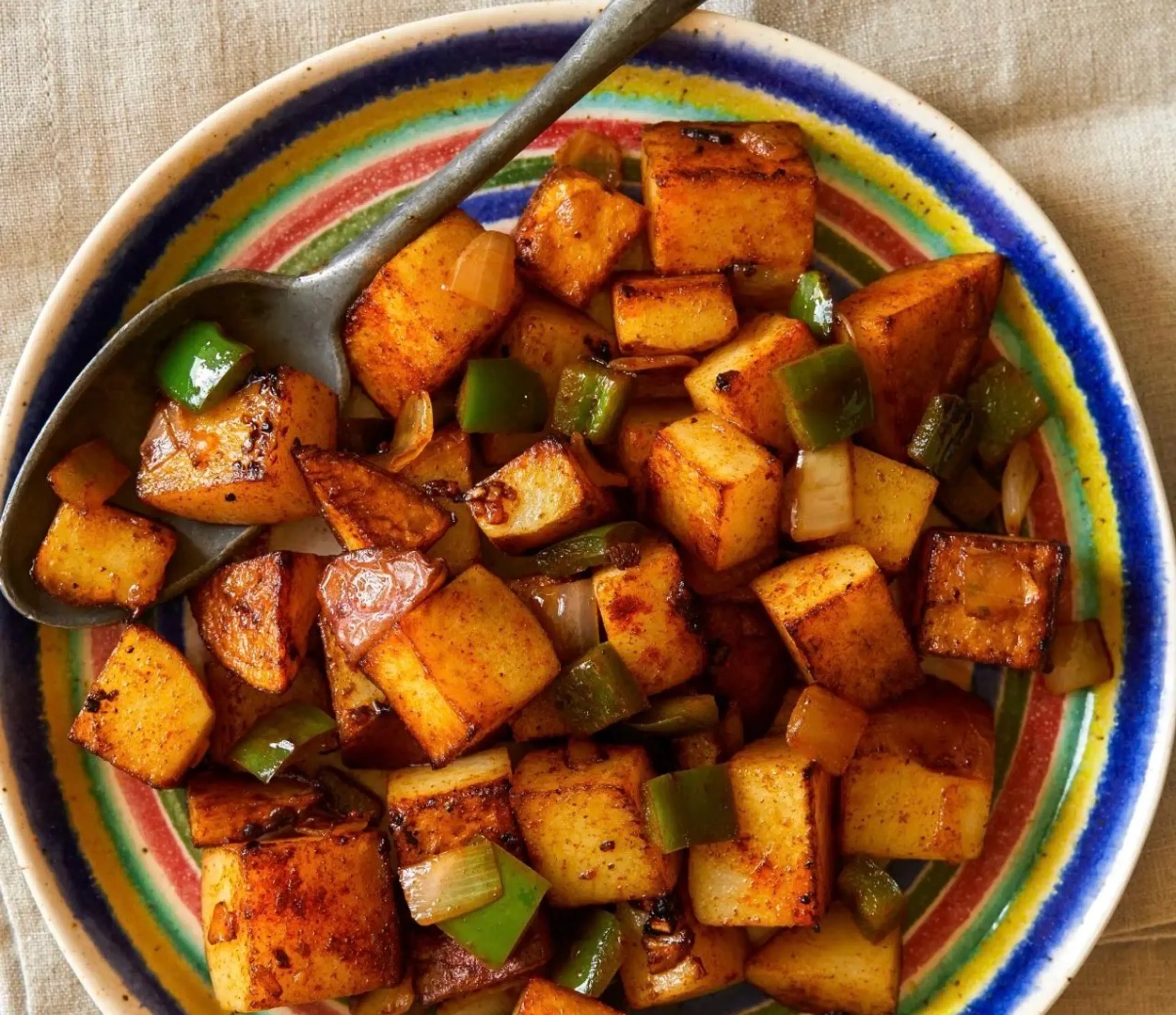 Breakfast Potatoes With Peppers & Onion