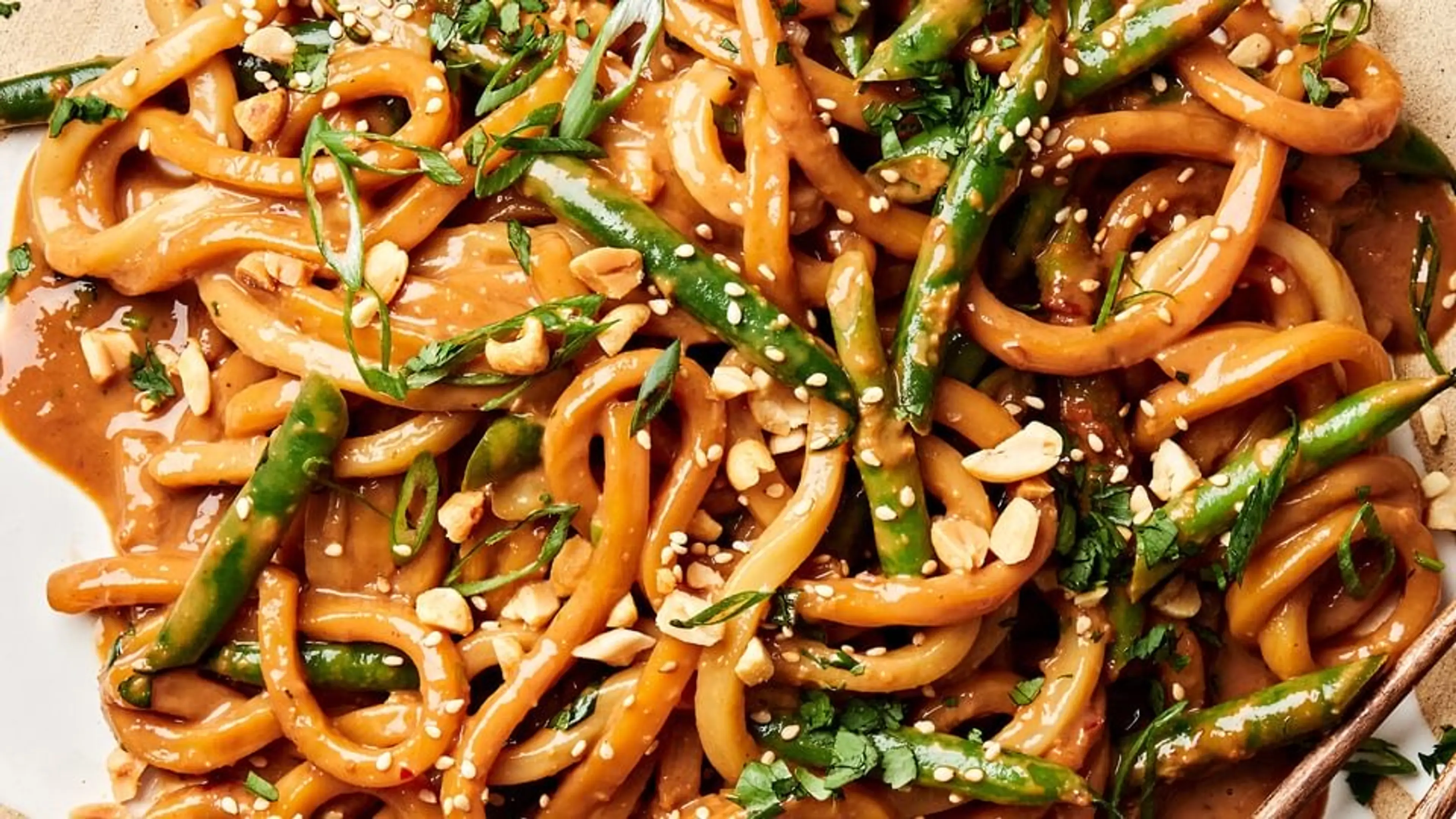 Spicy Peanut Udon Noodles