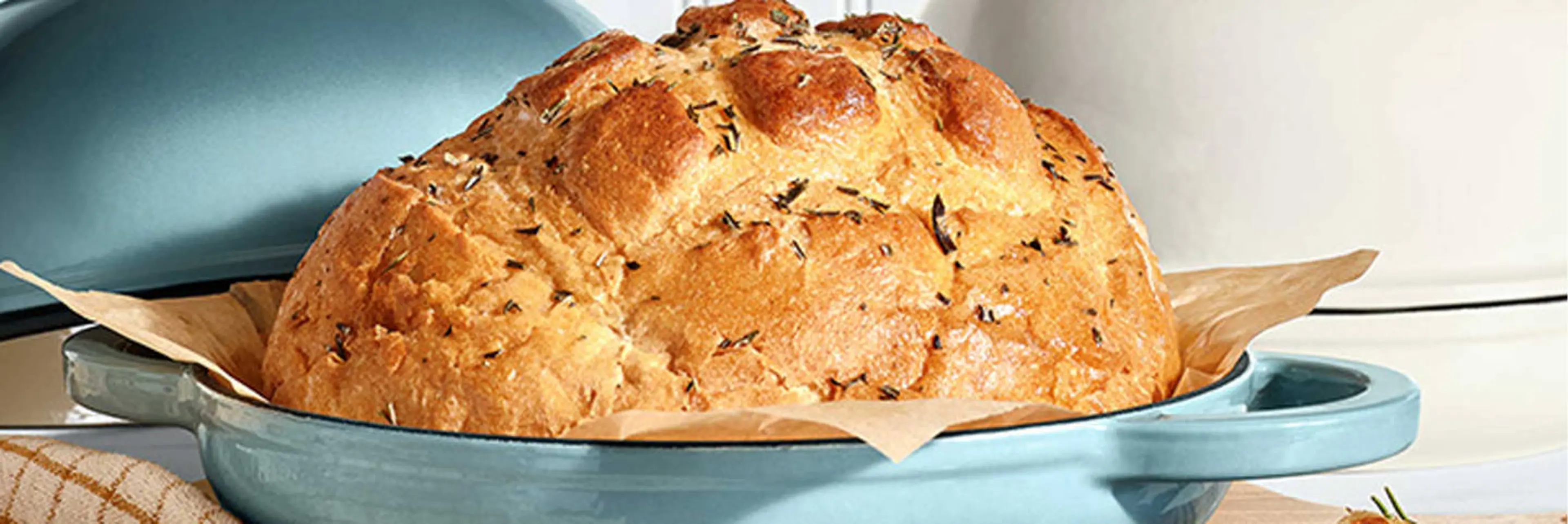 Garlic and Herb Dutch Oven Bread