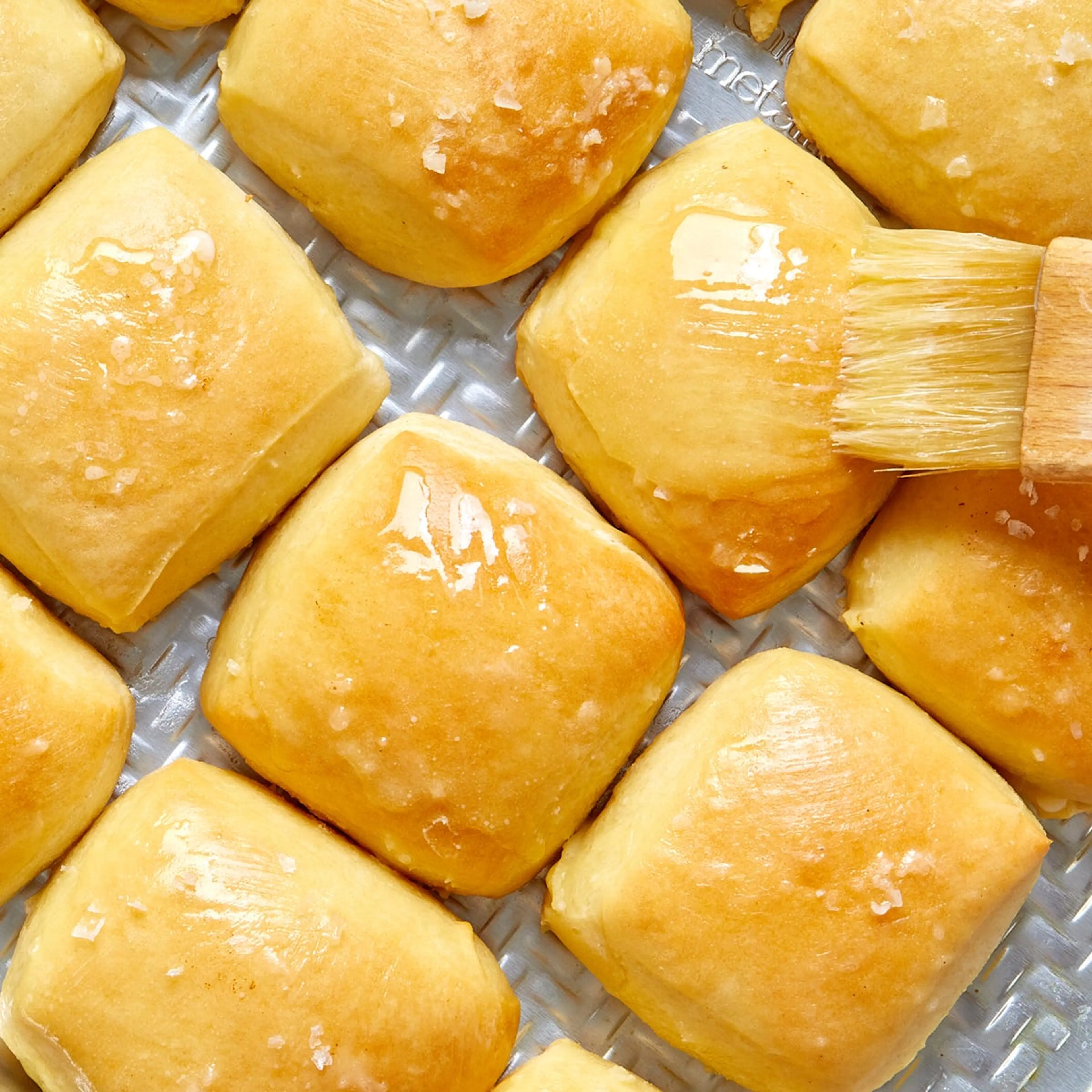 Copycat Texas Roadhouse Rolls