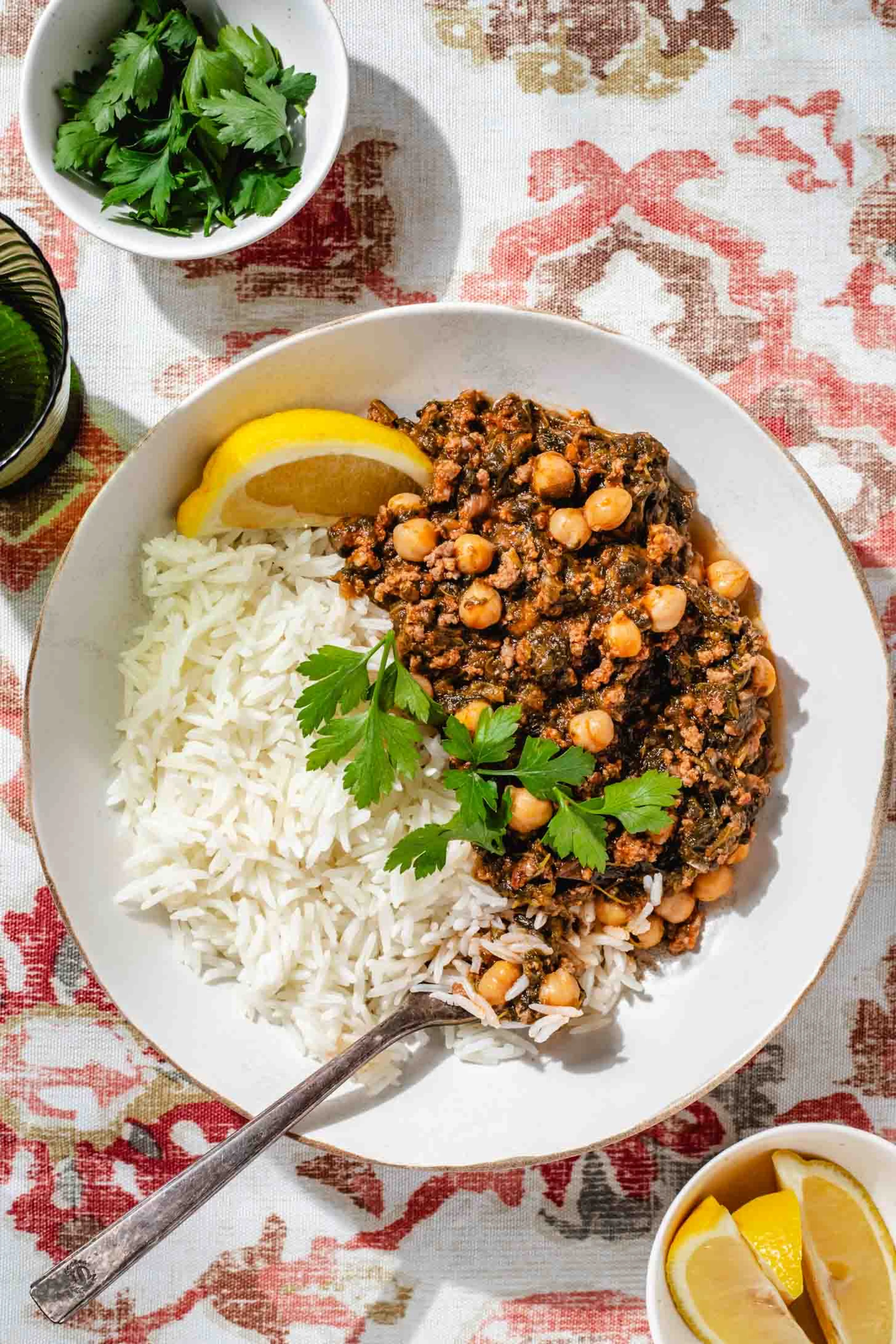 Quick Spinach Stew (With Chickpeas & Beef)