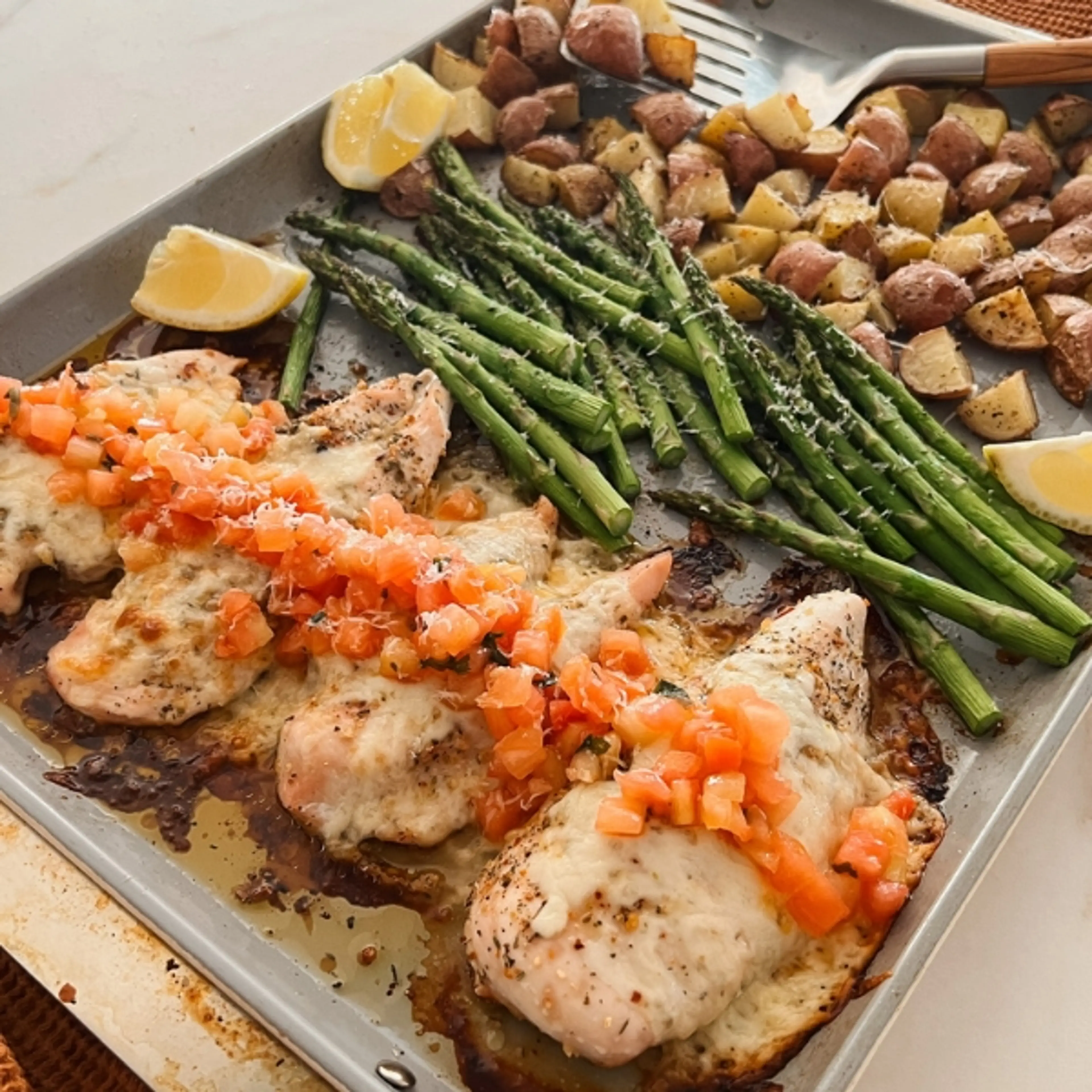 Sheet Pan Bruschetta Chicken