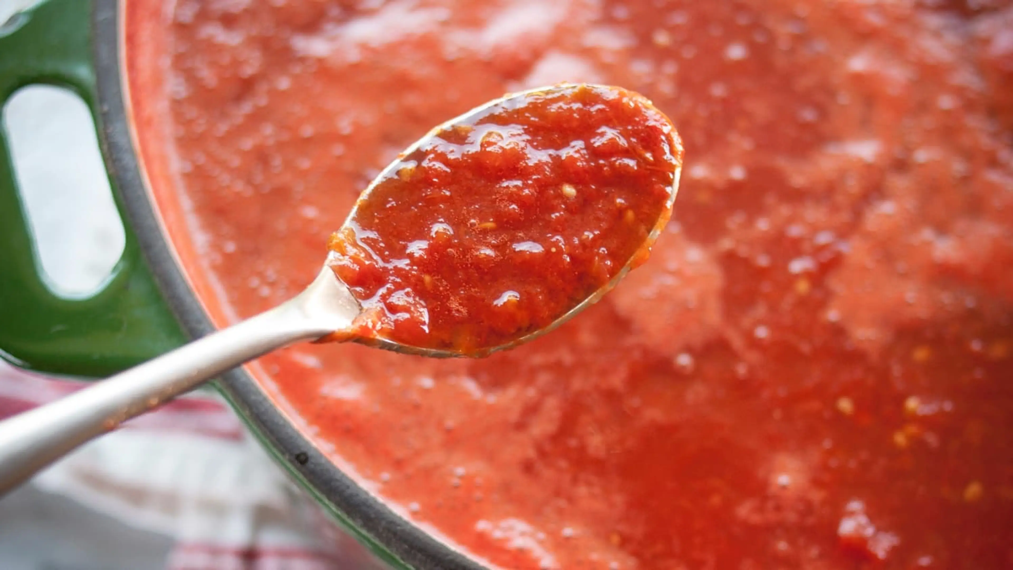 Tomato Sauce with Fresh Tomatoes