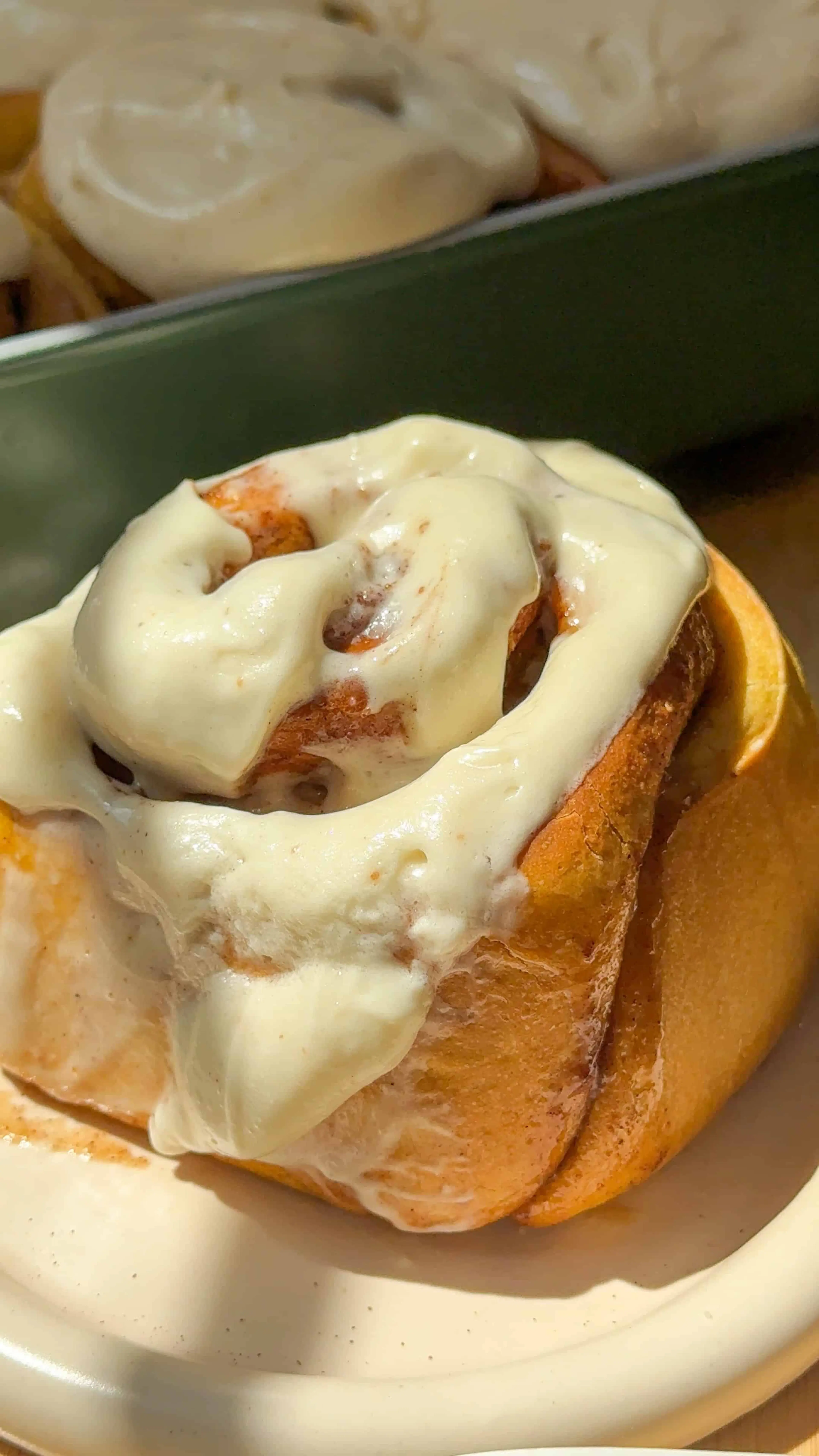 BROWN BUTTER PUMPKIN CINNAMON ROLLS WITH MAPLE CREAM CHEESE