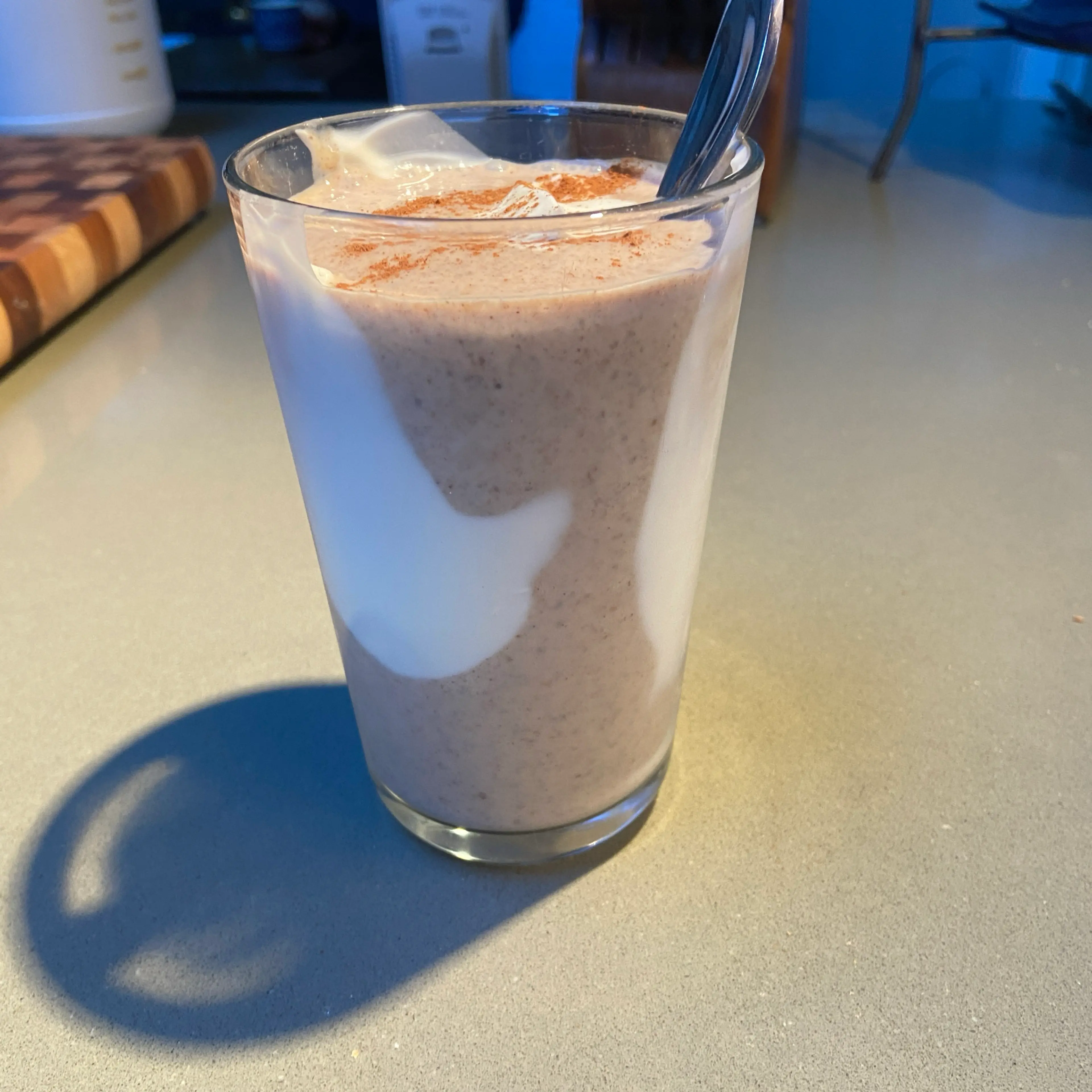 Cinnamon Date Smoothie