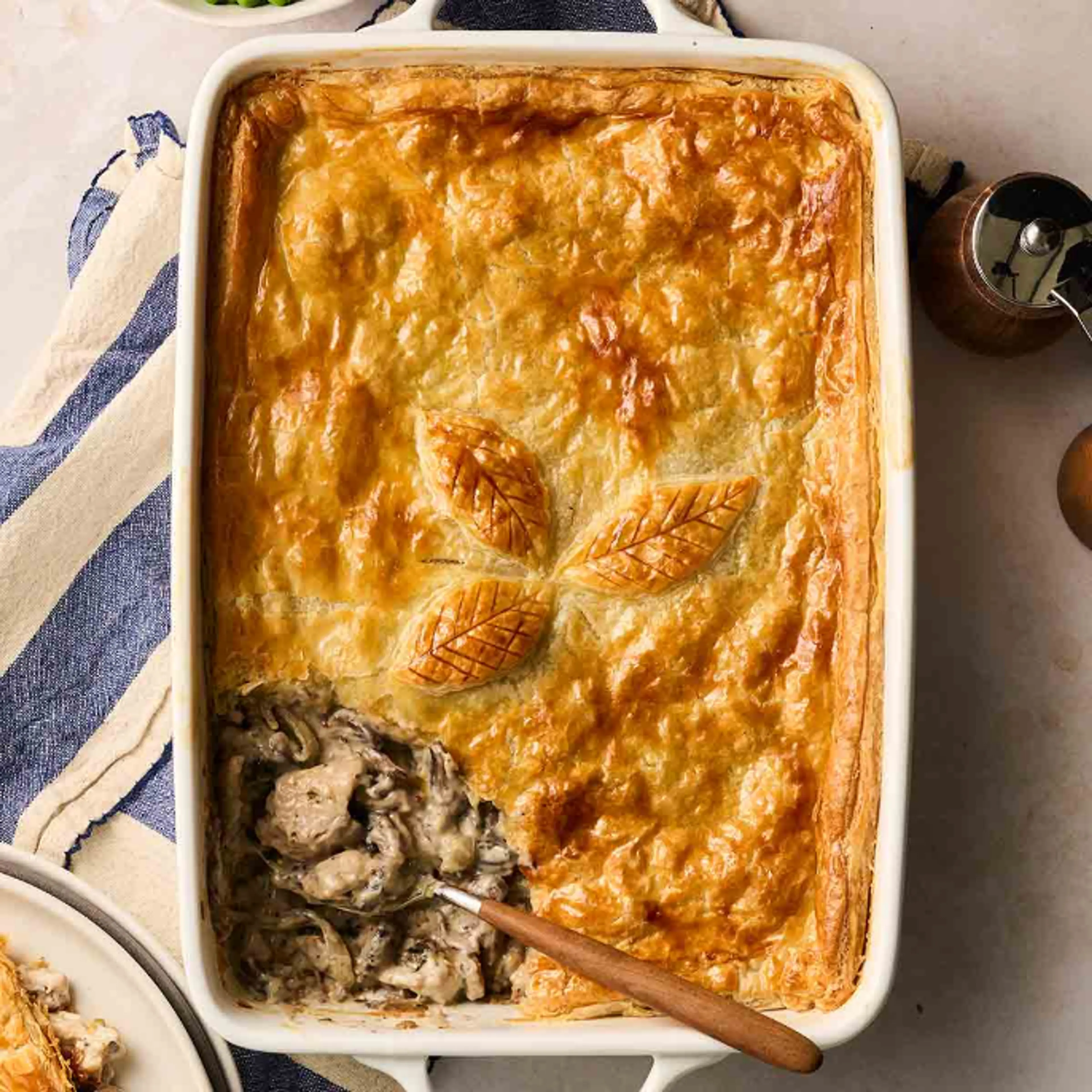 Chicken & Mushroom Pie {Easy Recipe}