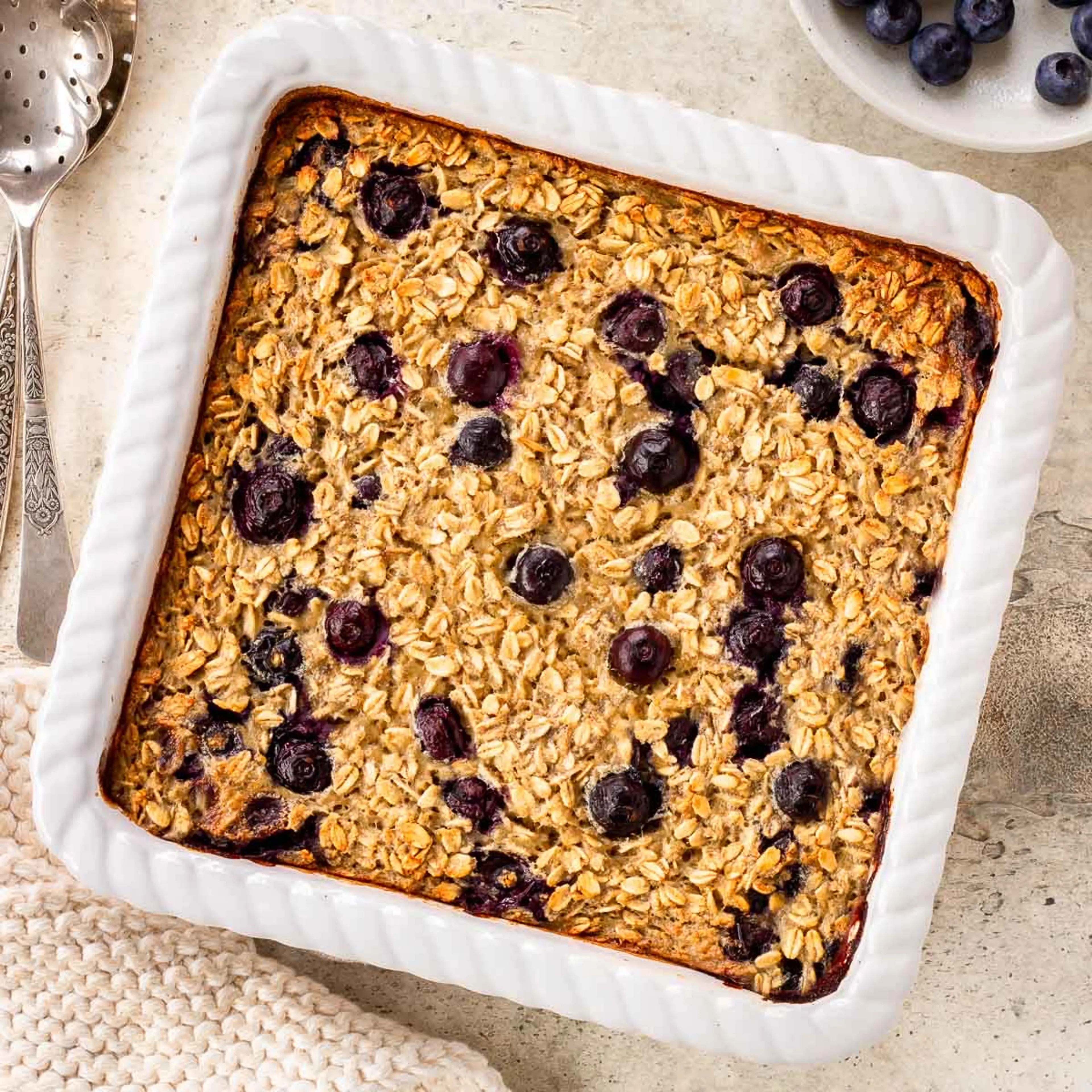 6-Ingredient Vegan Baked Oatmeal