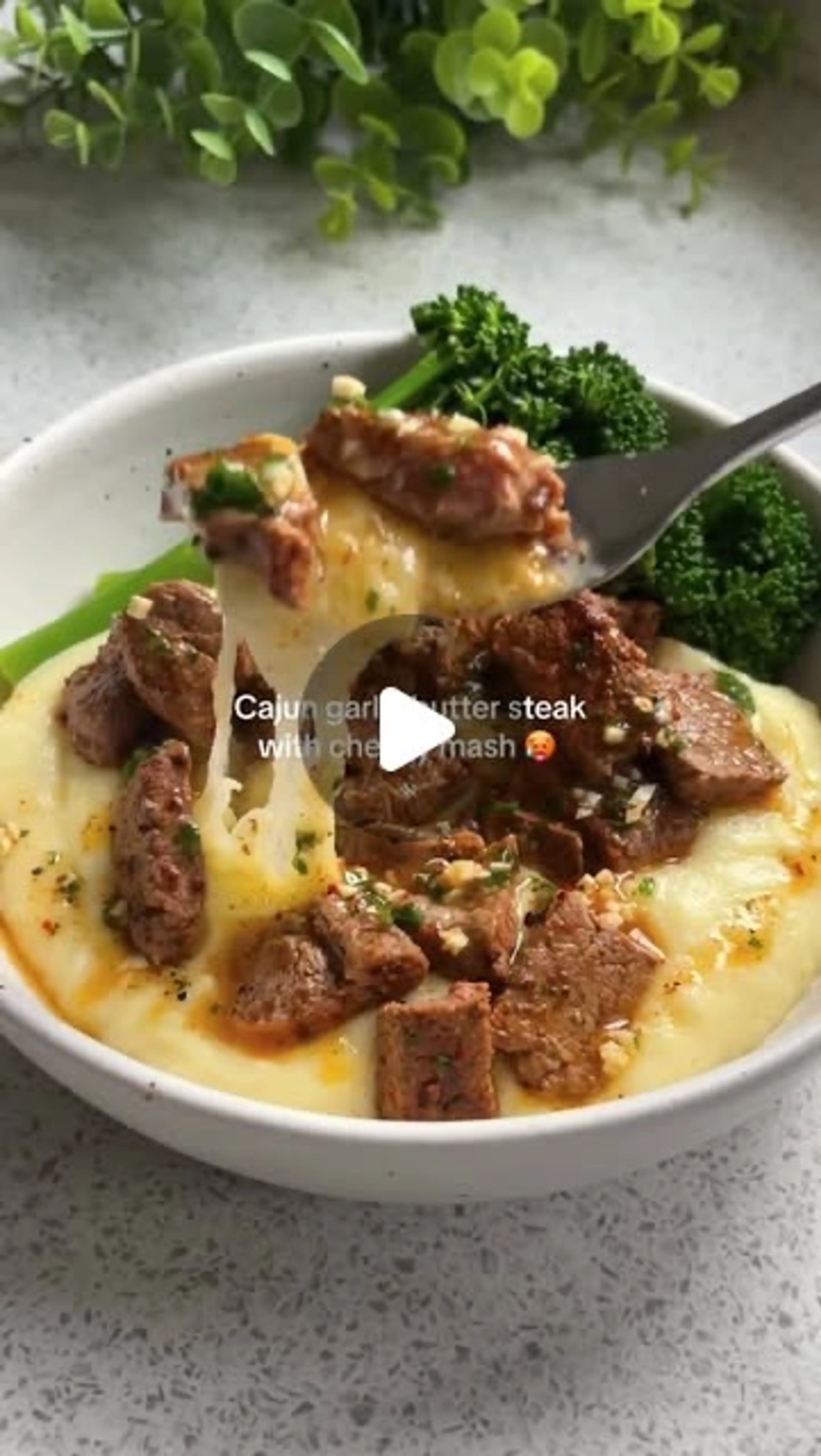 Cajun Garlic Butter Steak Bites with Cheesy Mash