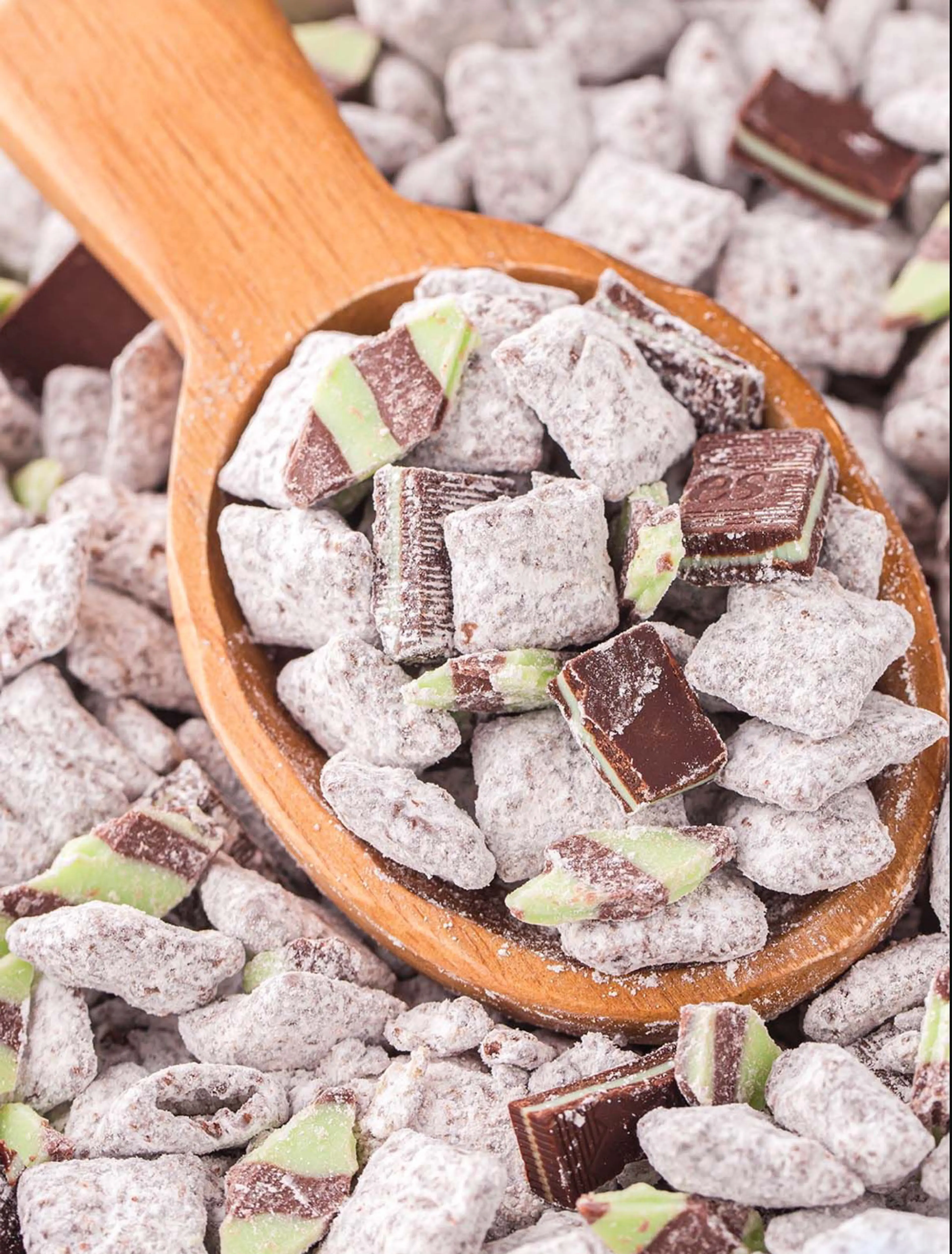 Mint Chocolate Puppy Chow