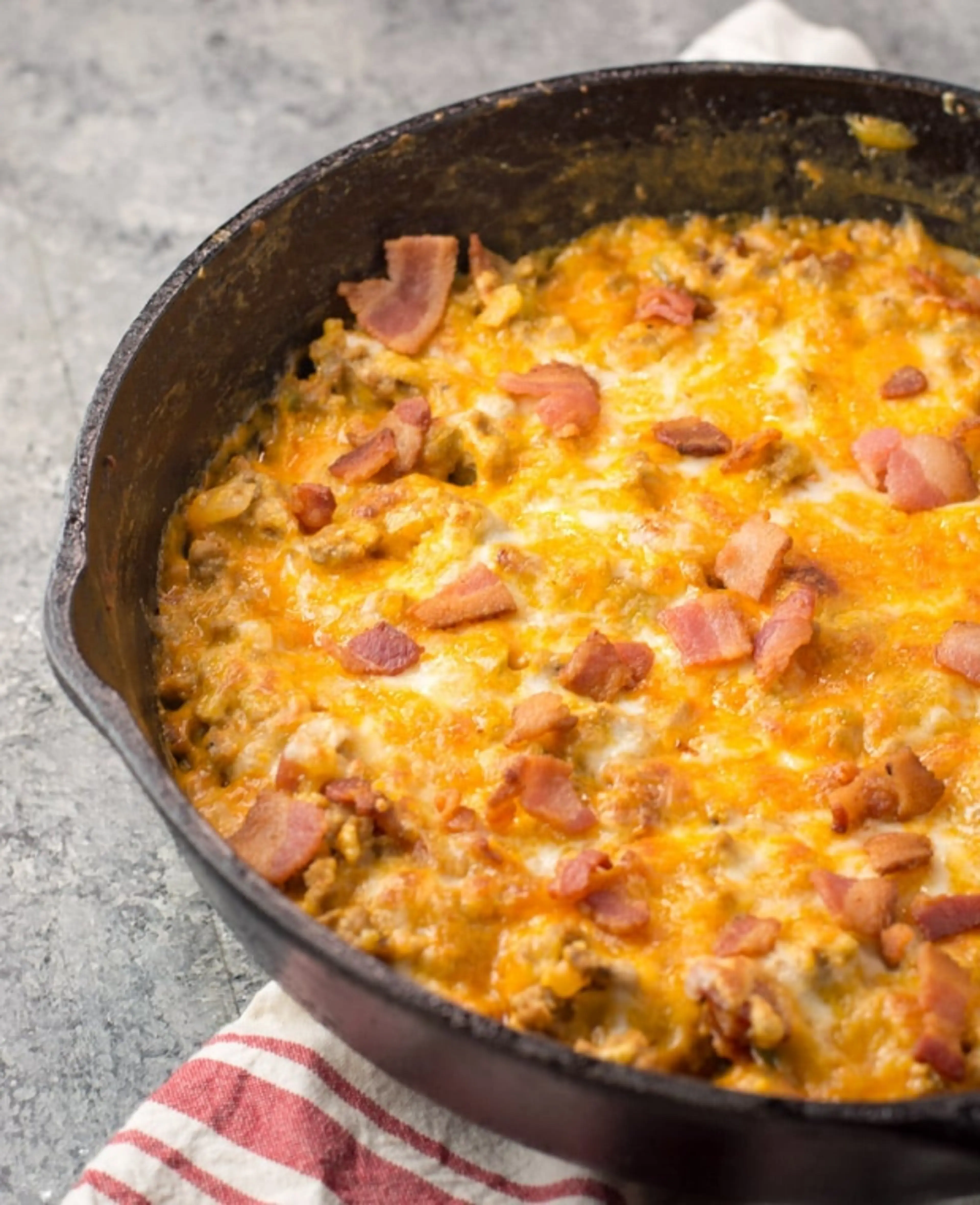 Keto Cheeseburger Casserole Skillet