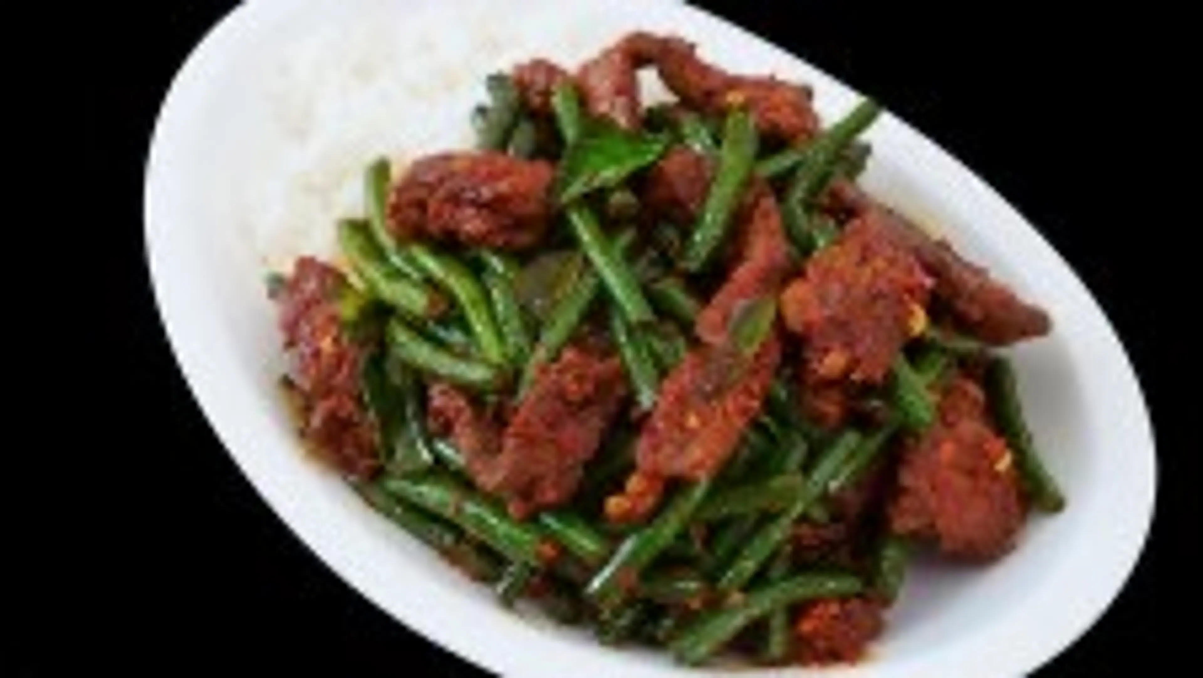 Pad Prik King Thai Red Curry Stir-fried Green Beans