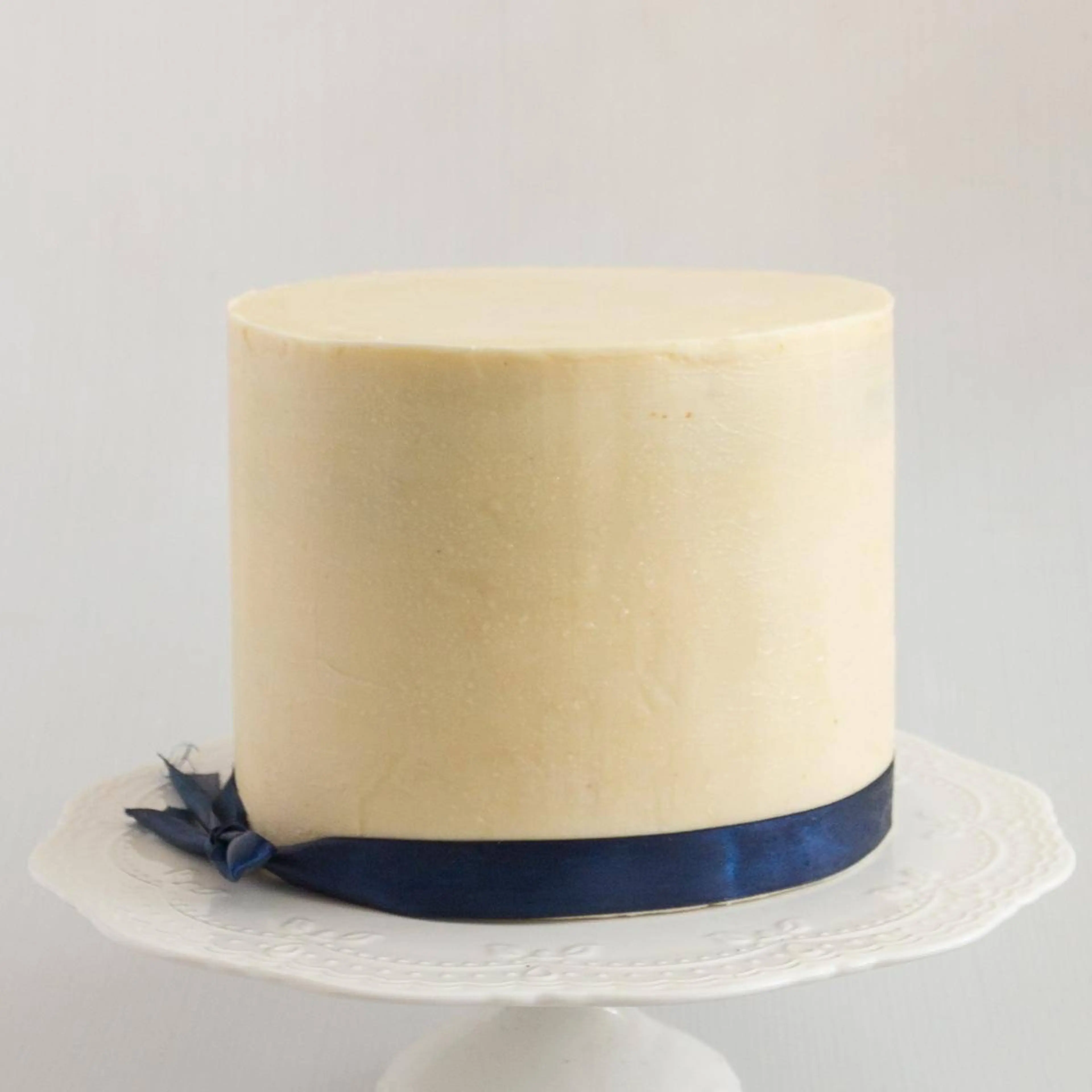 Cake Decorators White Chocolate Ganache