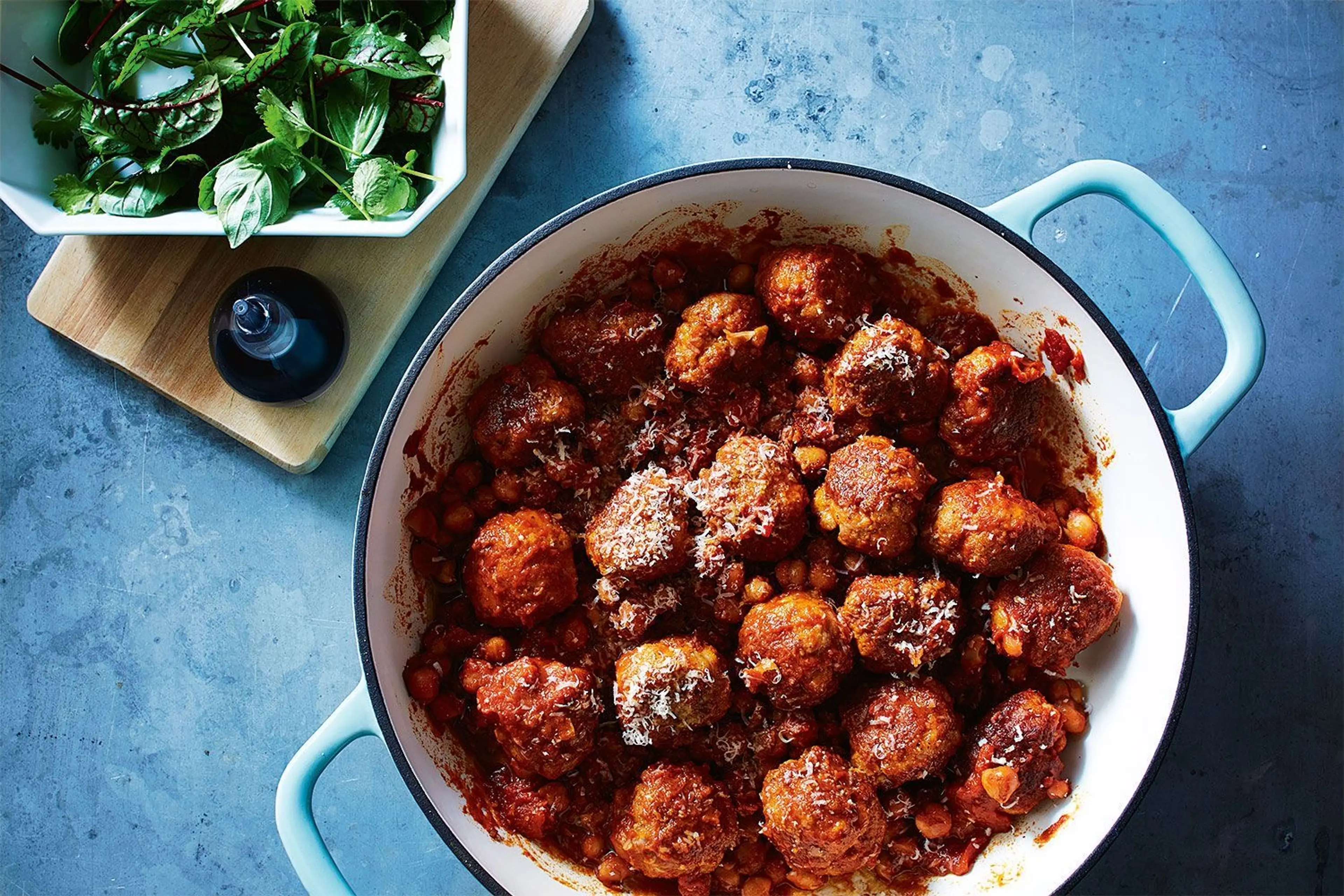Sausage meatballs with chickpeas
