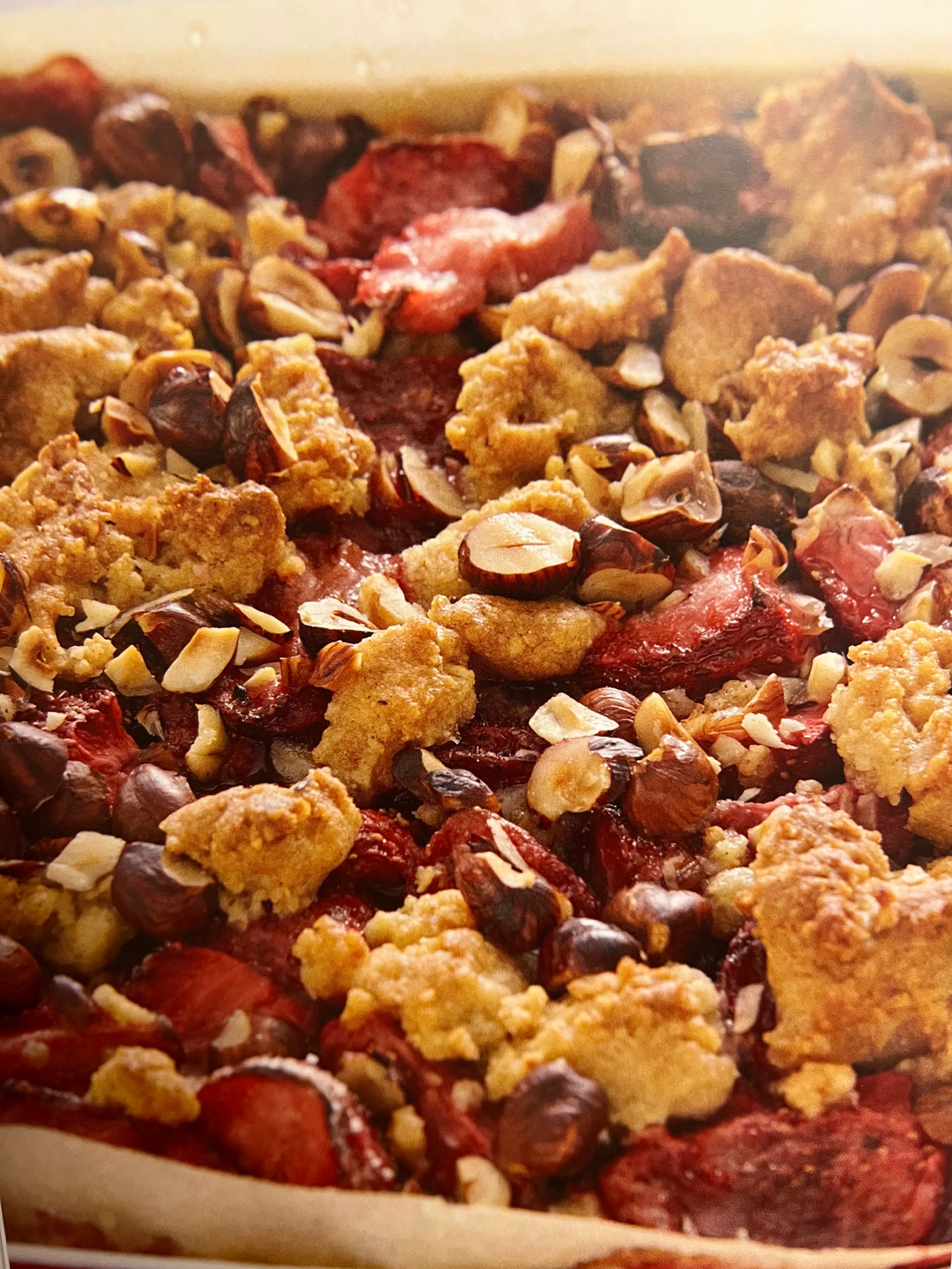 Strawberry-Hazelnut Breakfast Bar