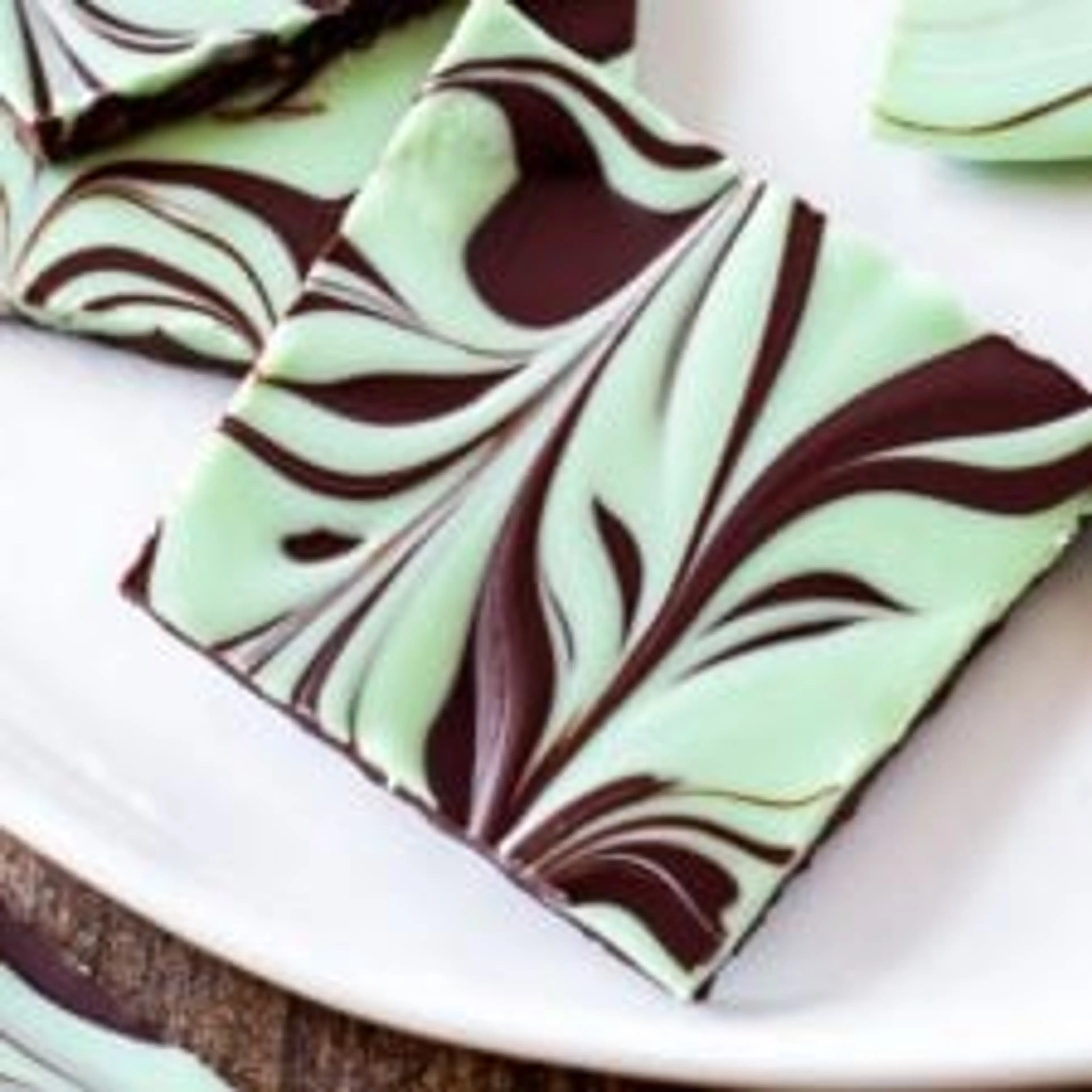 Mint Chocolate Swirl Bark