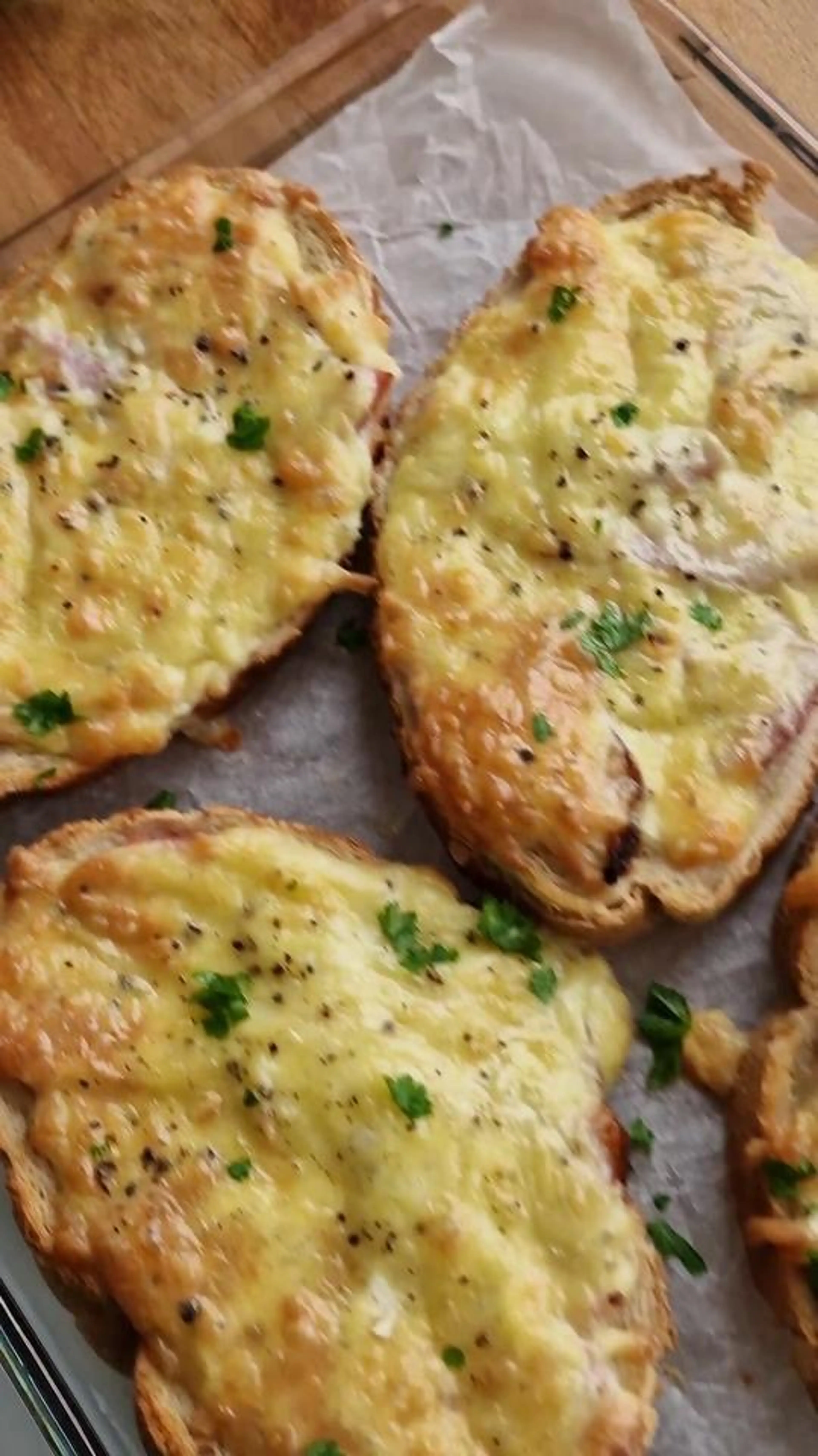 Amy's Cheggy Bread